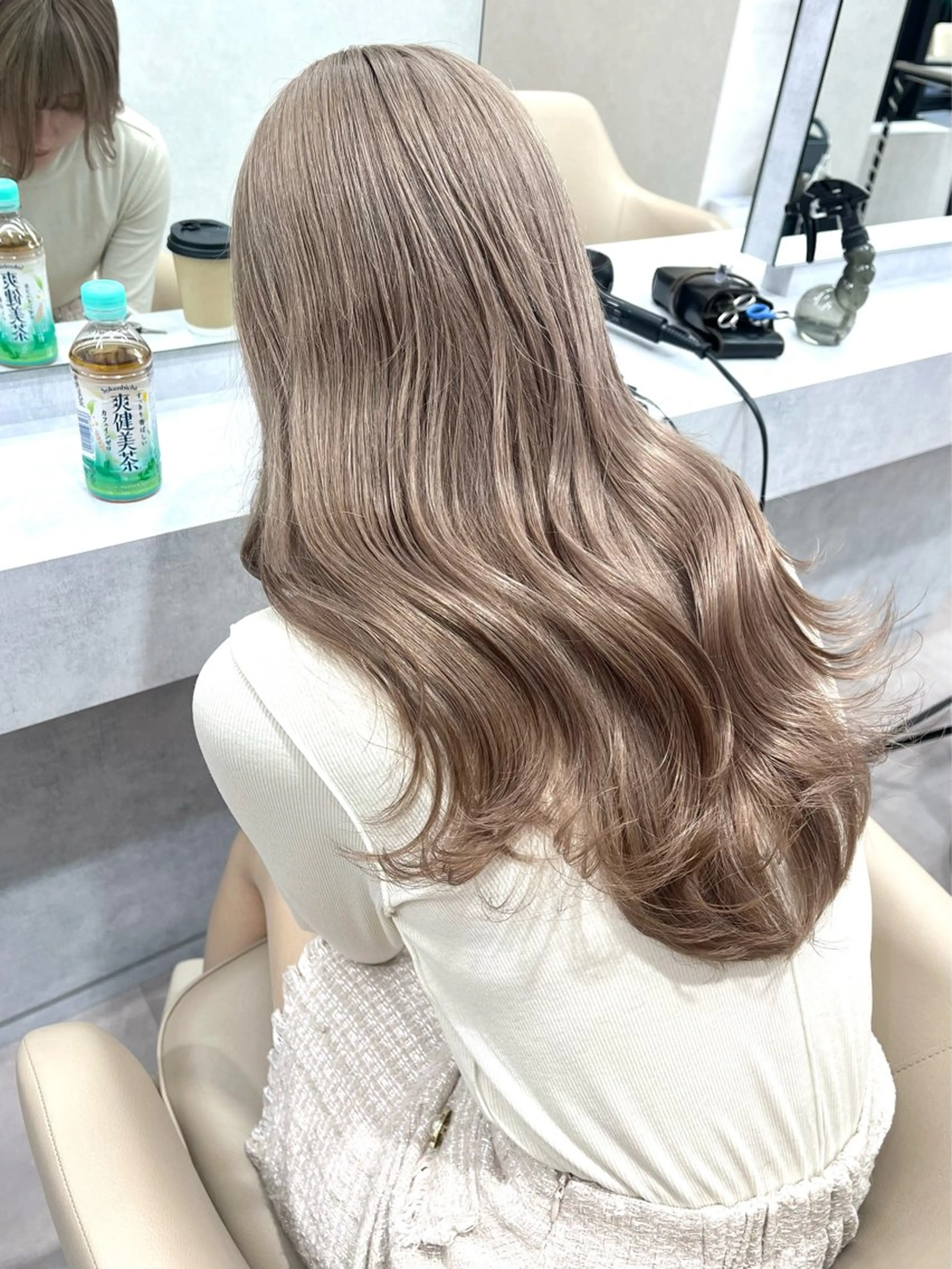 ロング カラー 流行りのレイヤーカッ ト得意💖akariのヘアスタイル