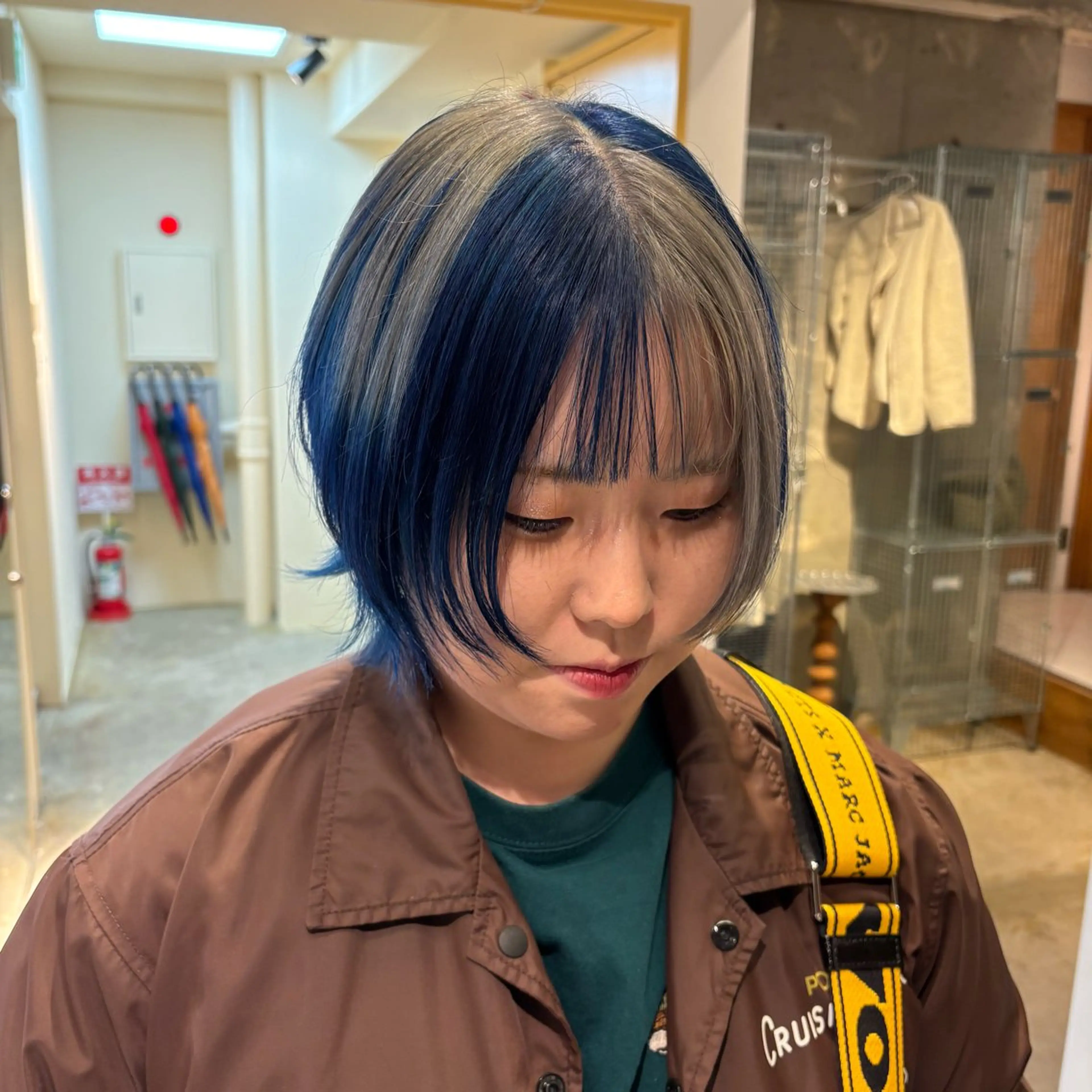 ショート カラー パ ルのヘアスタイル