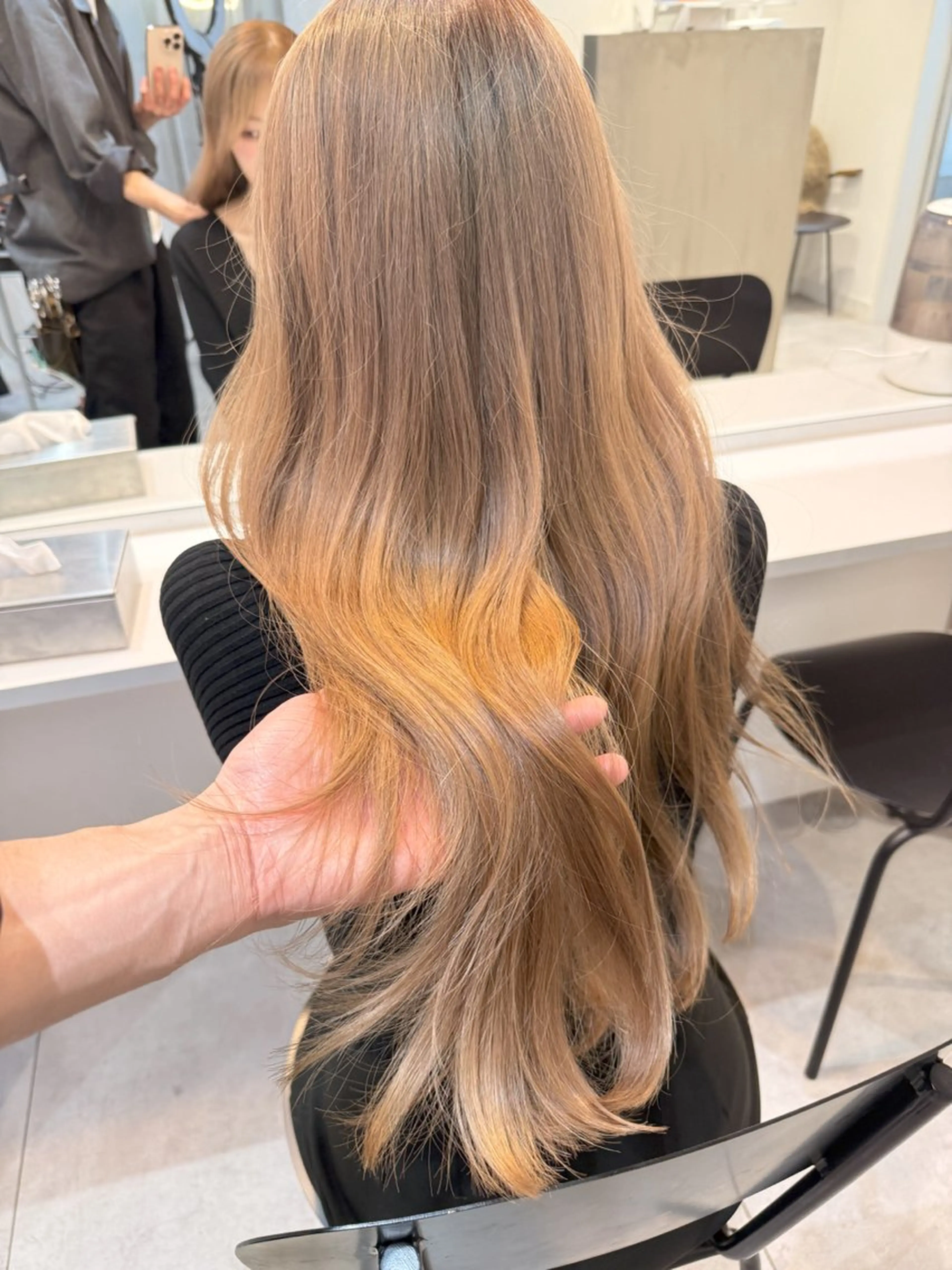 ロング カラー 艶髪ブリーチ 永井竜也のヘアスタイル