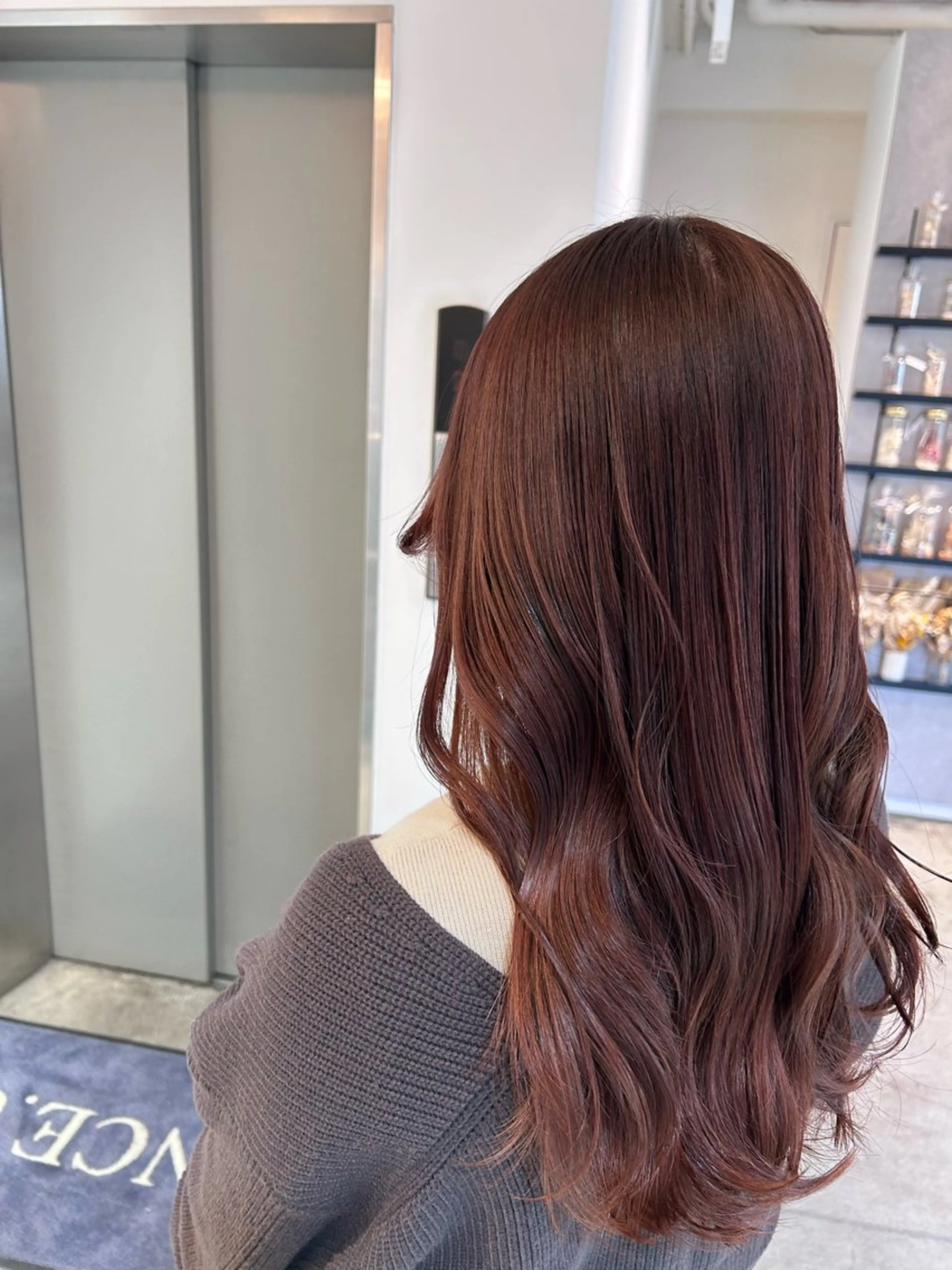 ロング ヘアカラー トリートメント 蓮池 愛海のヘアスタイル