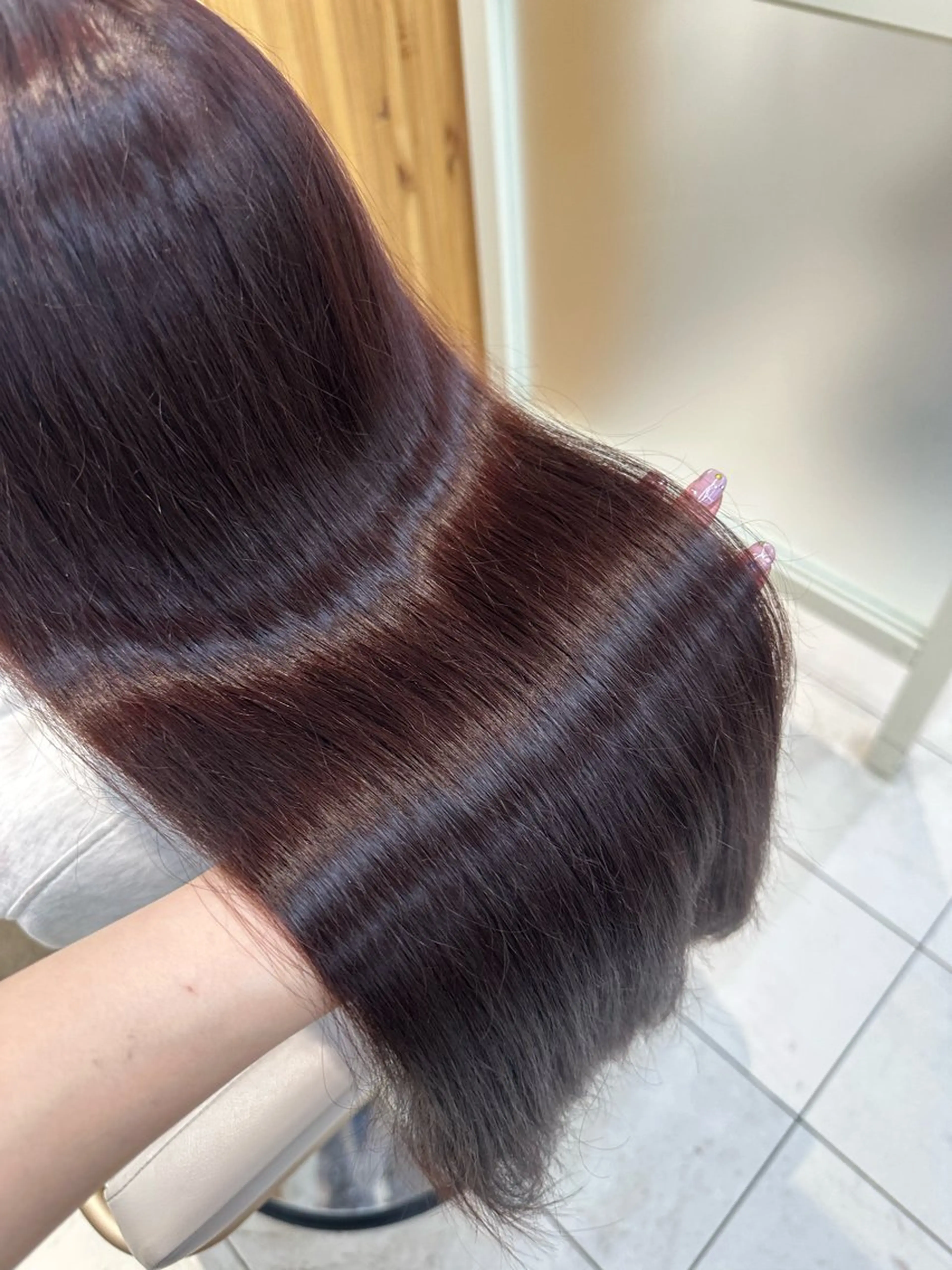 ロング oto🎀×美髪× シースルー前髪🤍のヘアスタイル