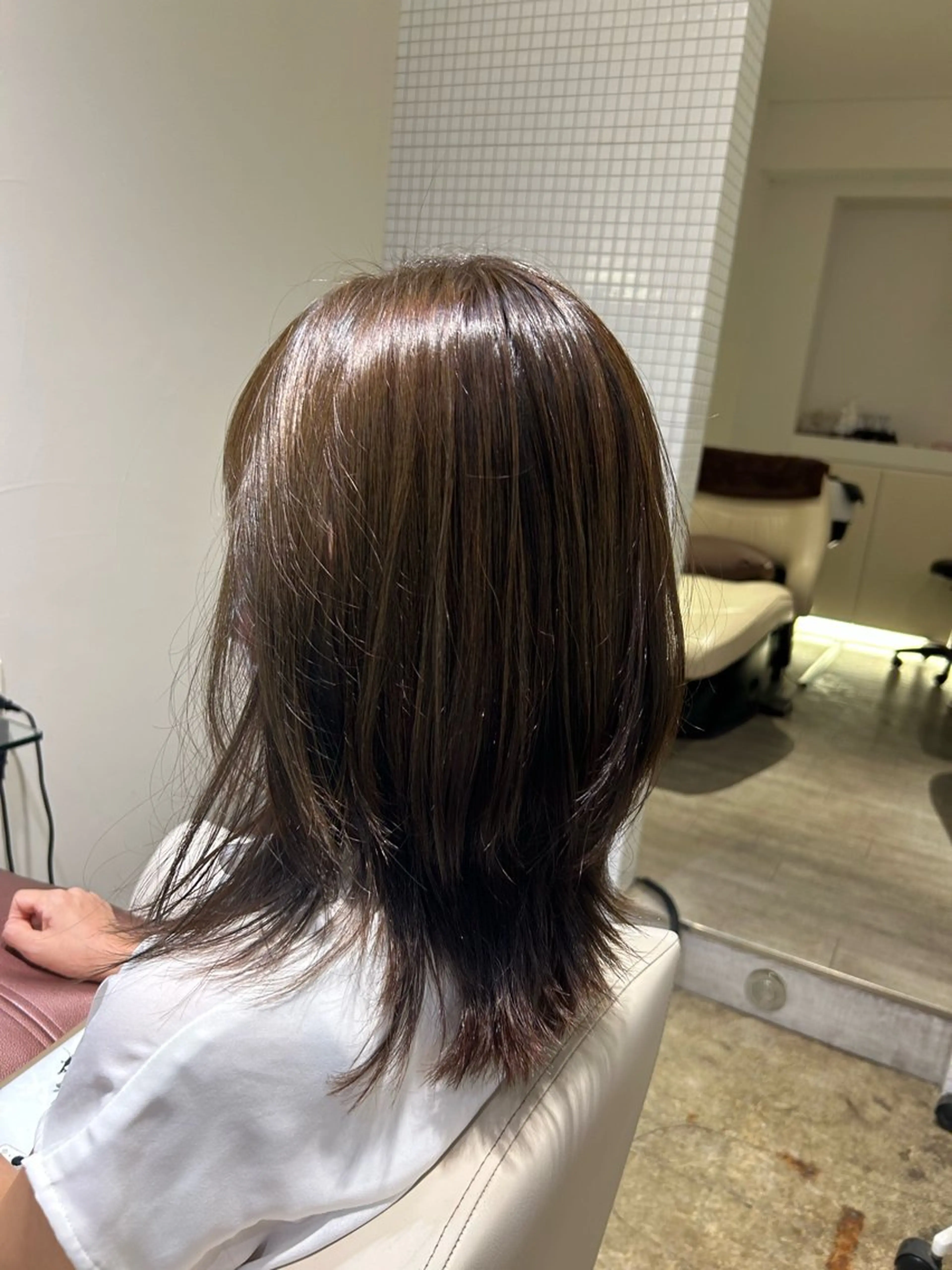 ミディアム キクチ ホナミのヘアスタイル