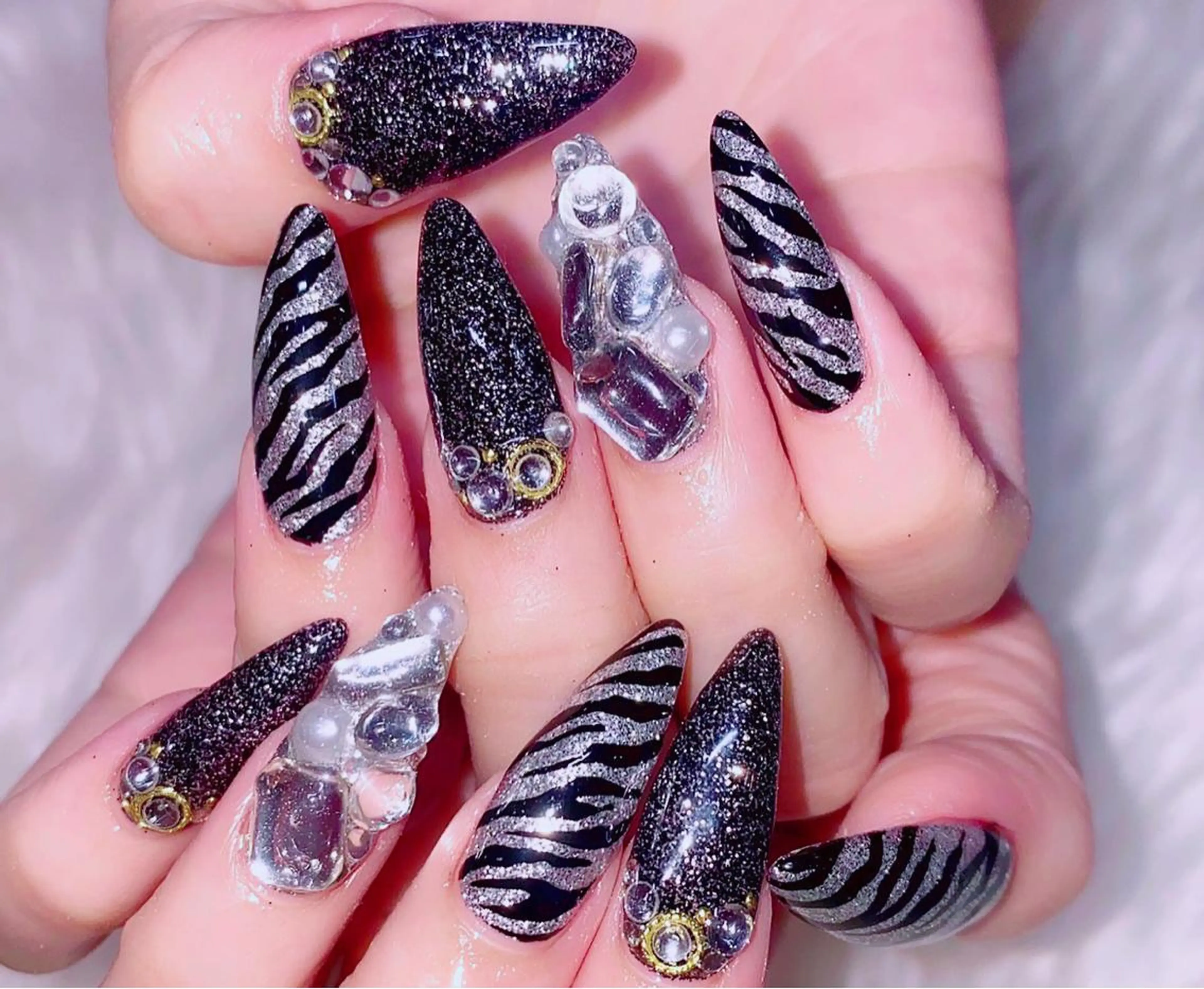 ネイル 成人式 スカルプネイル NAILSGOGO shibuyaのネイルデザイン