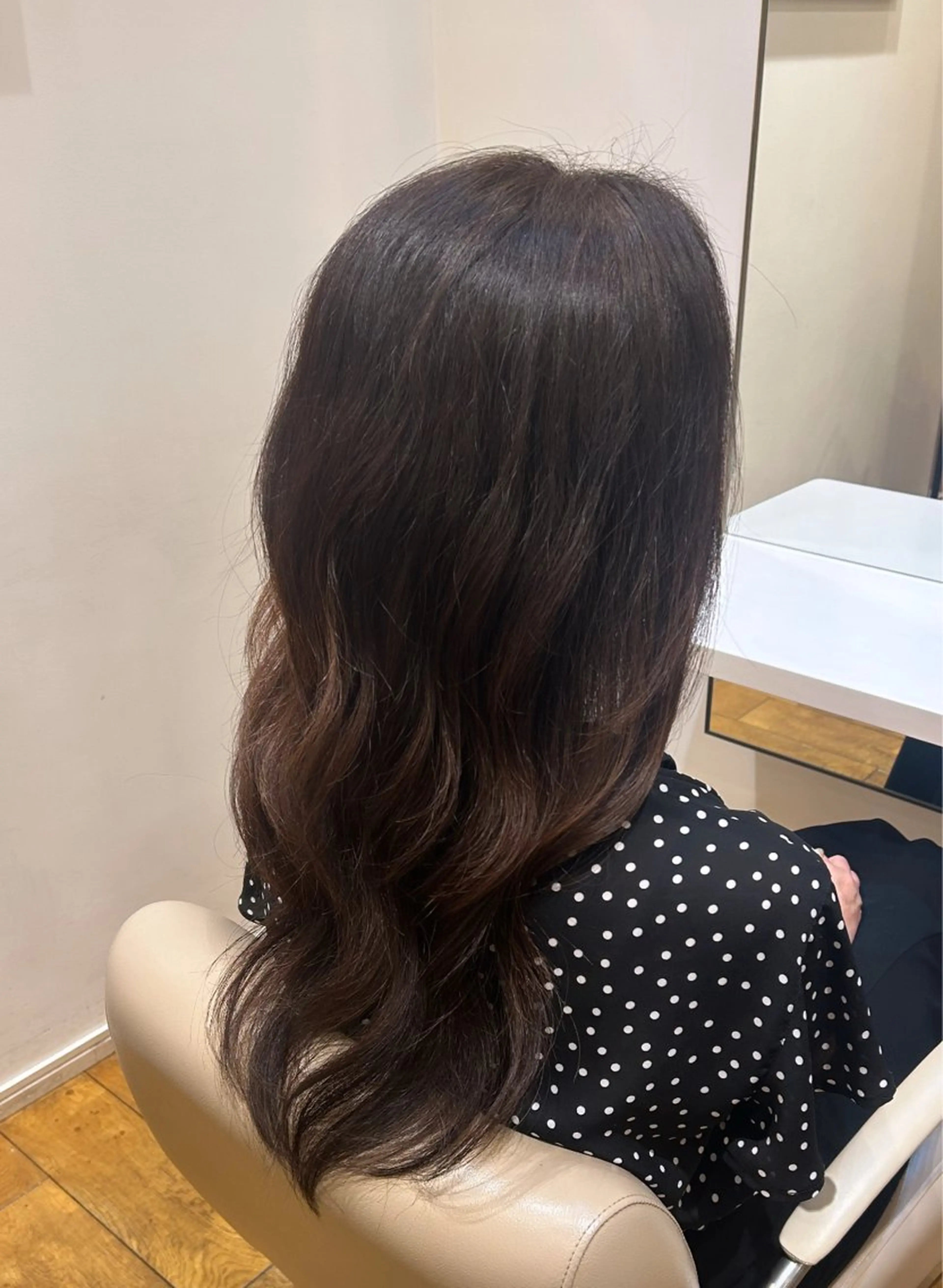 ショート カラー ヘアカラー 根本 琴子のヘアスタイル