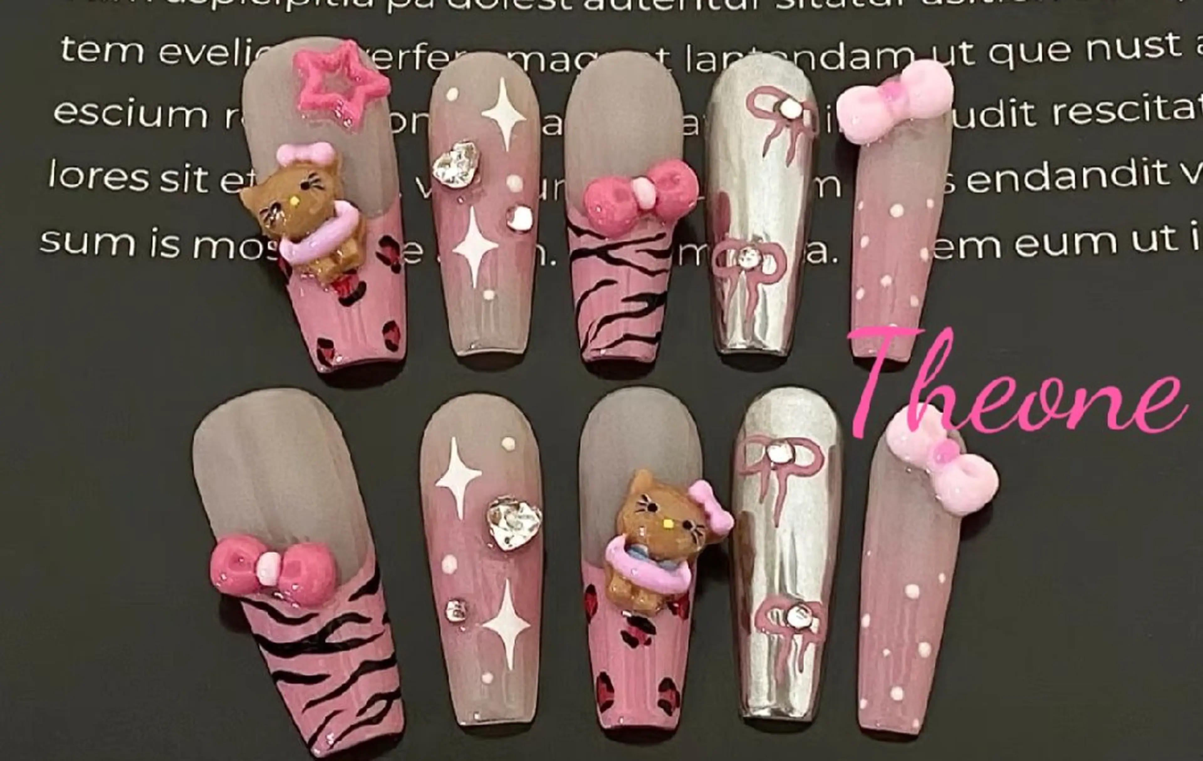 ネイル 橋本 アミのネイルデザイン