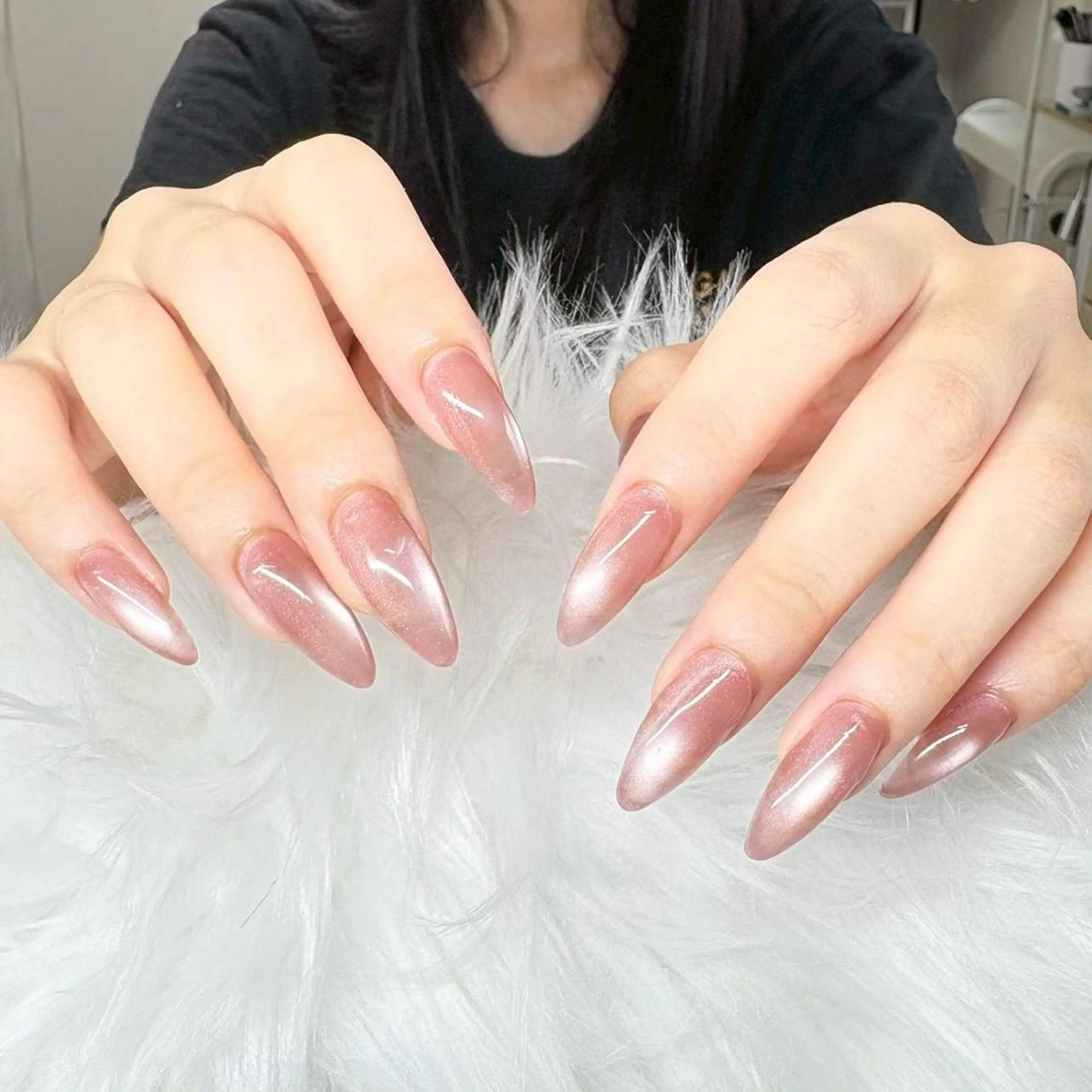 ネイル ボルドー チークネイル クリアネイル 成人式 フラッシュネイル Kiki _beのネイルデザイン