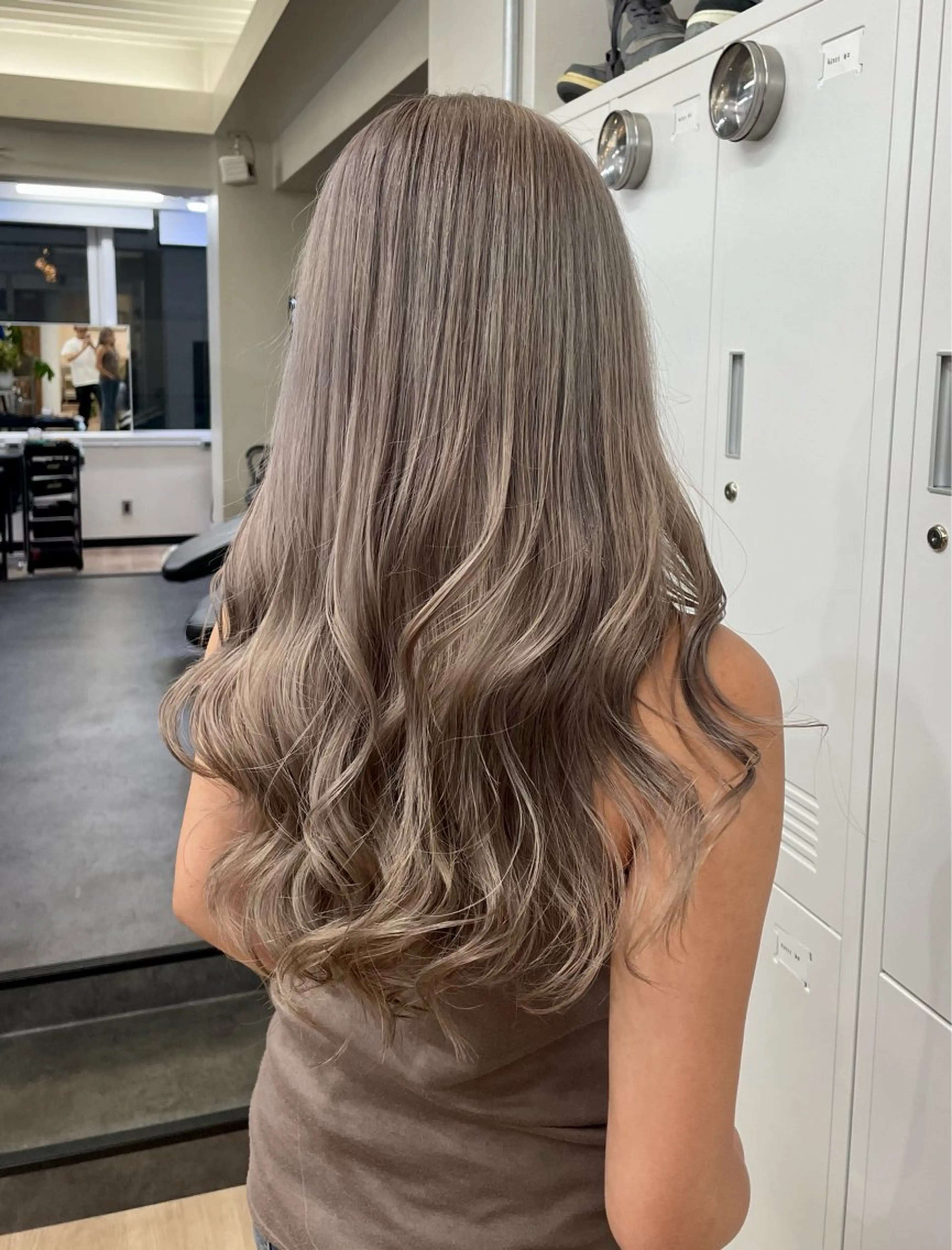 ロング カラー パーマ ヘアアレンジ メンズ キッズ ネイル マツエク・マツパ アイブロウ 成人式 切りっぱなしボブ ショートボブ 子どものヘアアレンジ メンズブリーチ ゆうか/ カットモデル募集のヘアスタイル