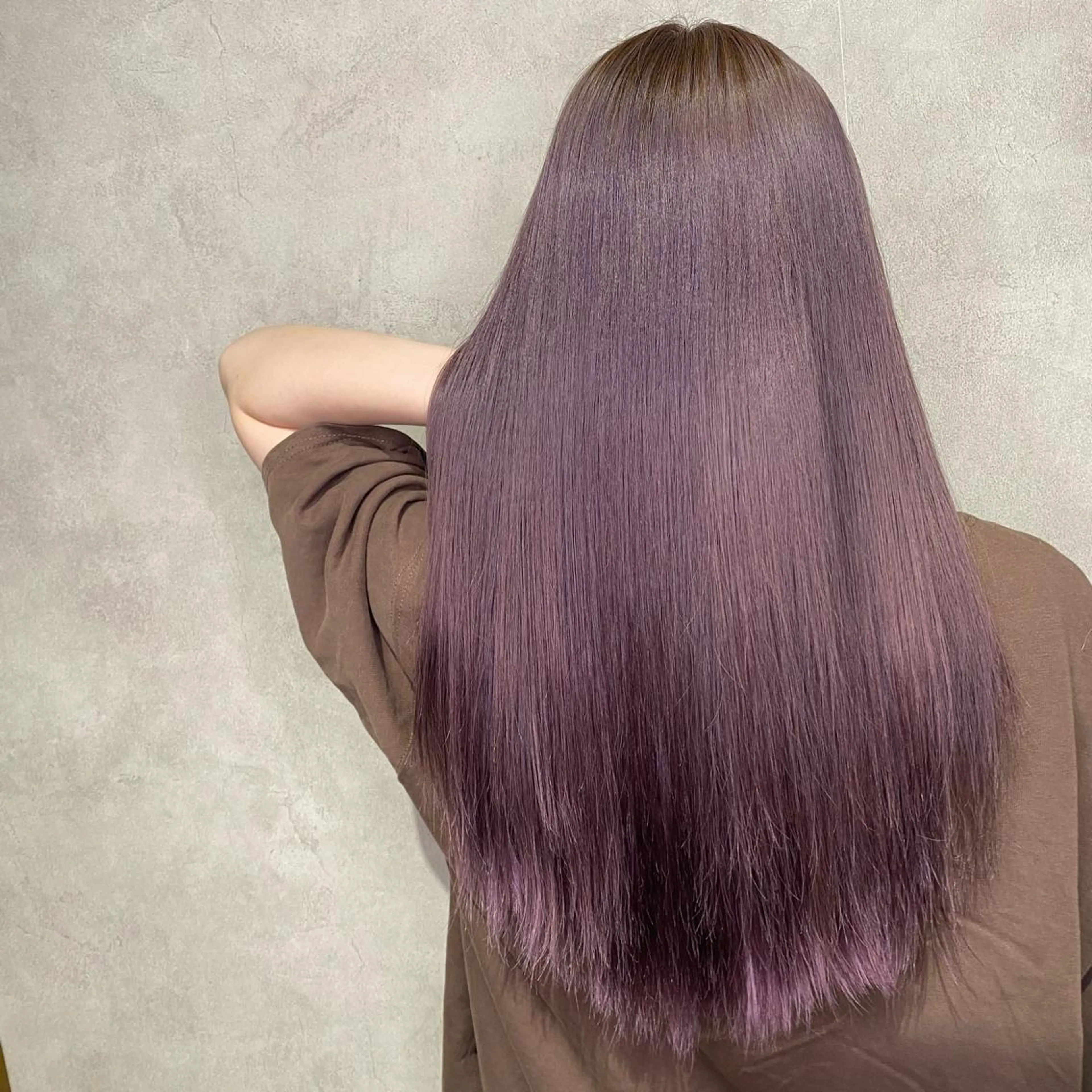 セミロング Fi-Ne 八戸のヘアスタイル