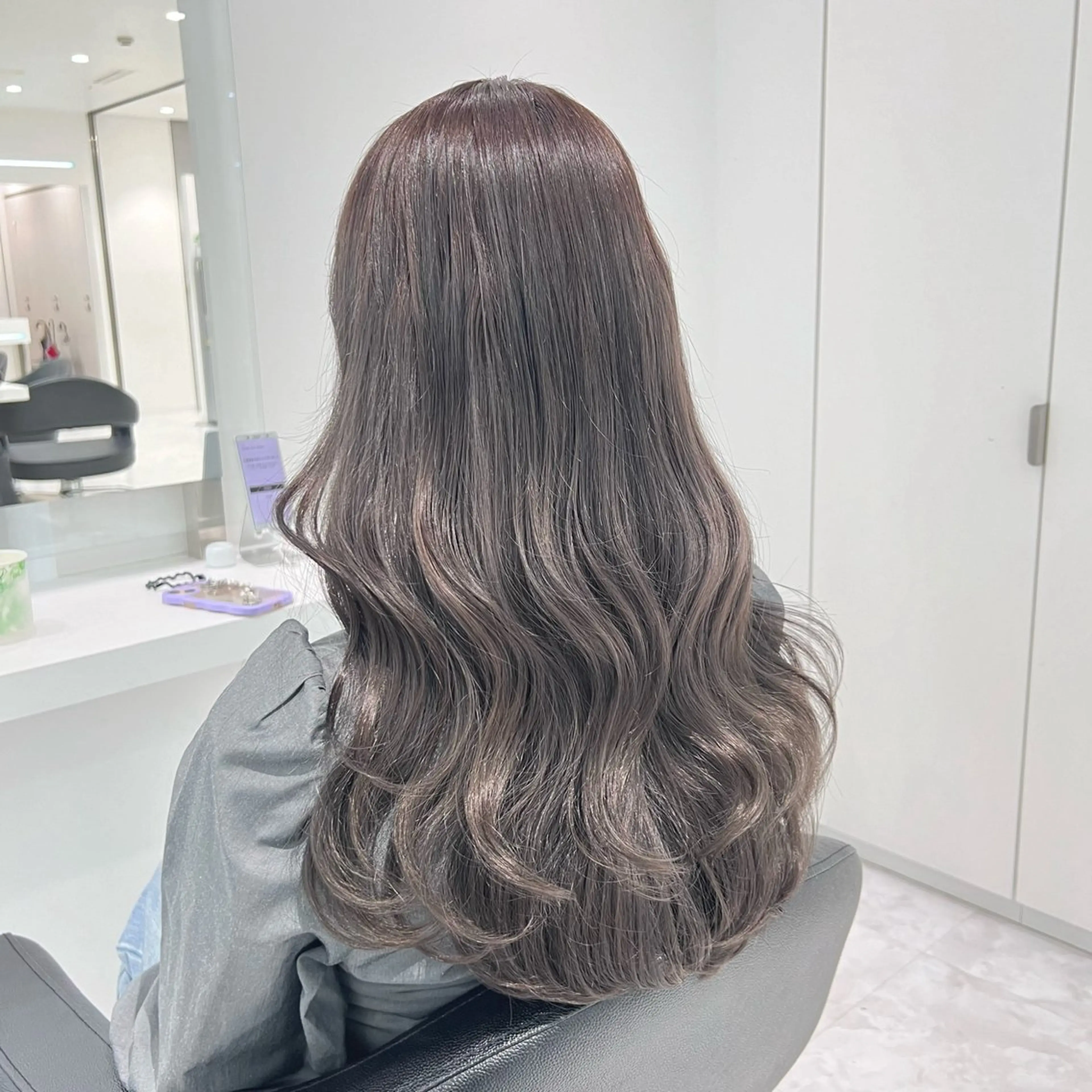 ロング カラー ヘアカラー トリートメント 艶髪グレージュ特化/ CHIKARAのヘアスタイル