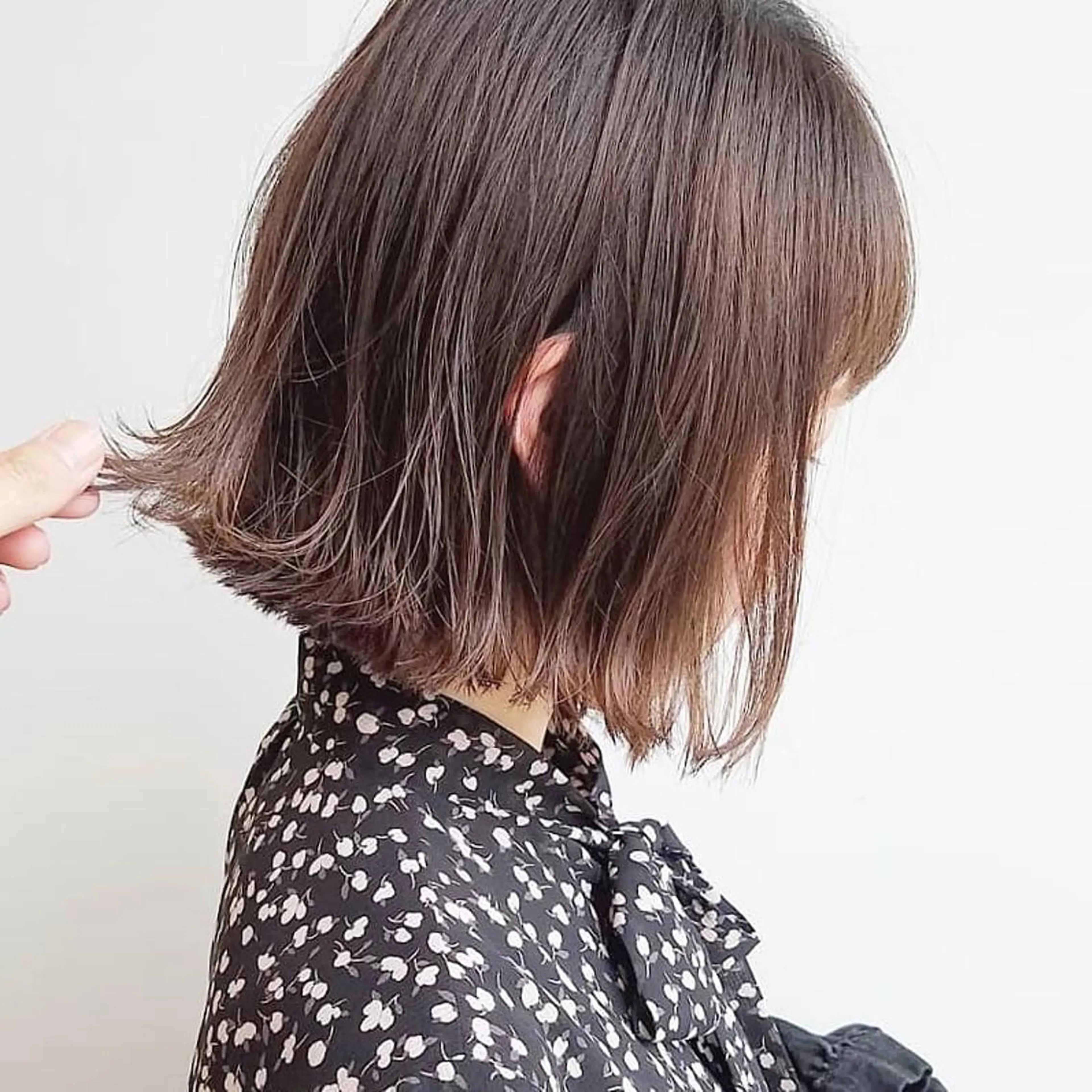 ショート カラー パーマ ボブ iplus✴ まつげ、眉毛、耳つぼのマツエク・マツパデザイン