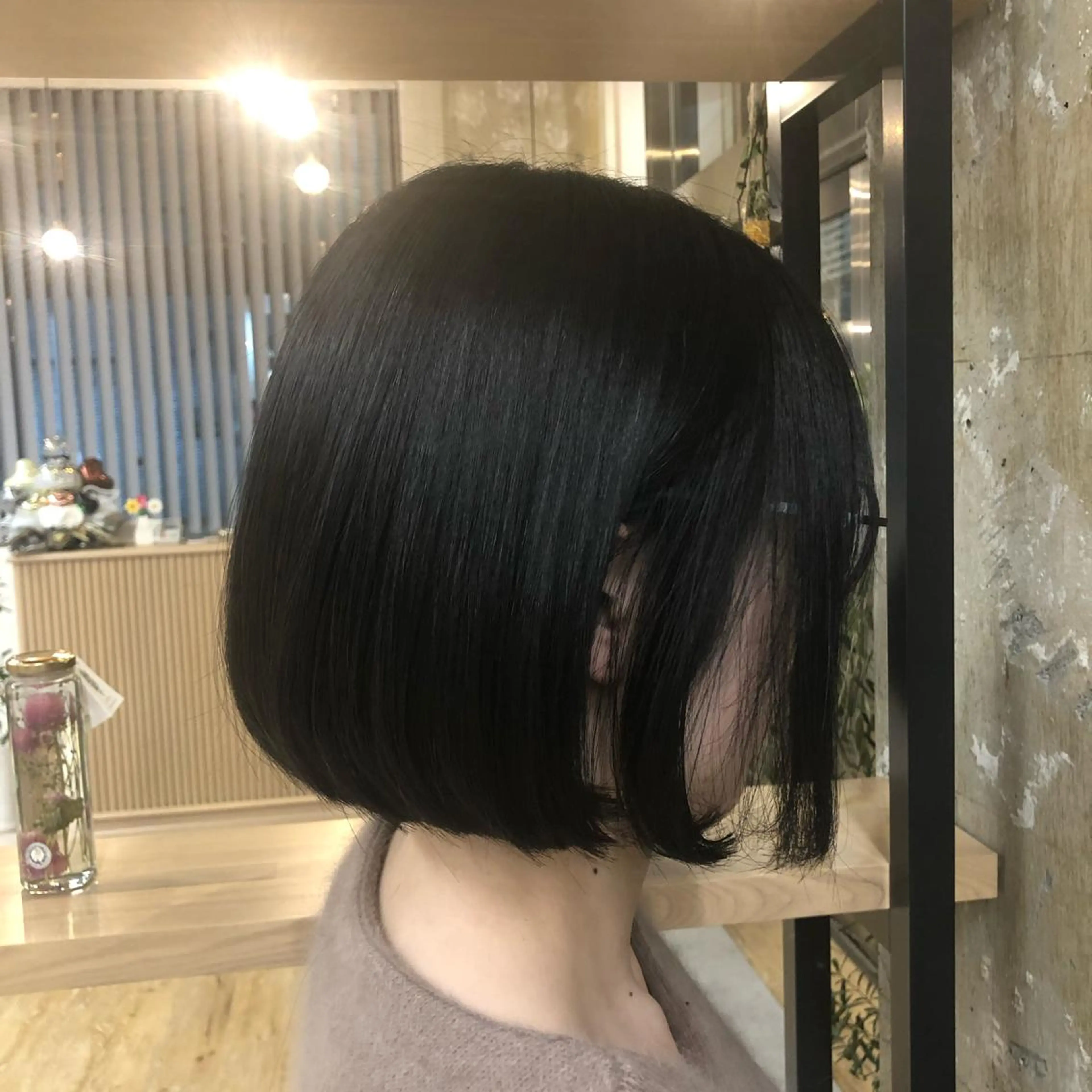 ショート ボブ ノツコウダイ /ぱつっとボブのヘアスタイル