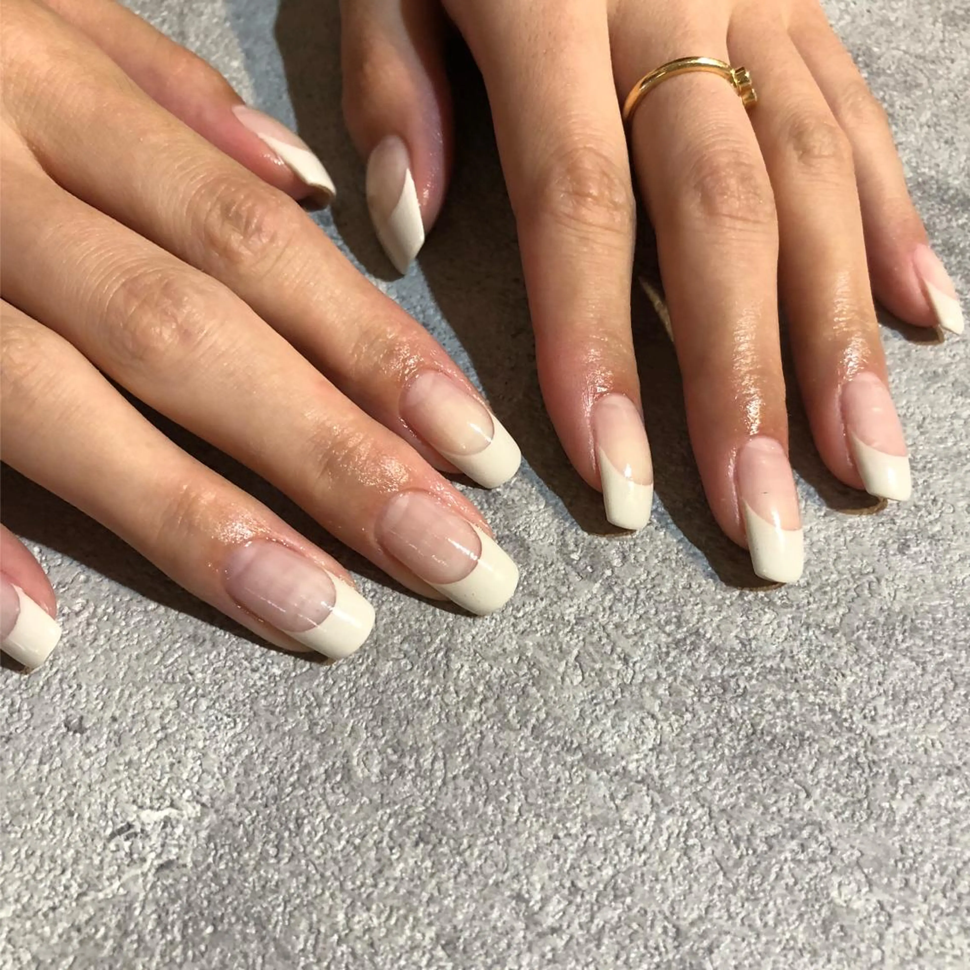 ネイル フレンチネイル ホワイト _white 上本町店のネイルデザイン