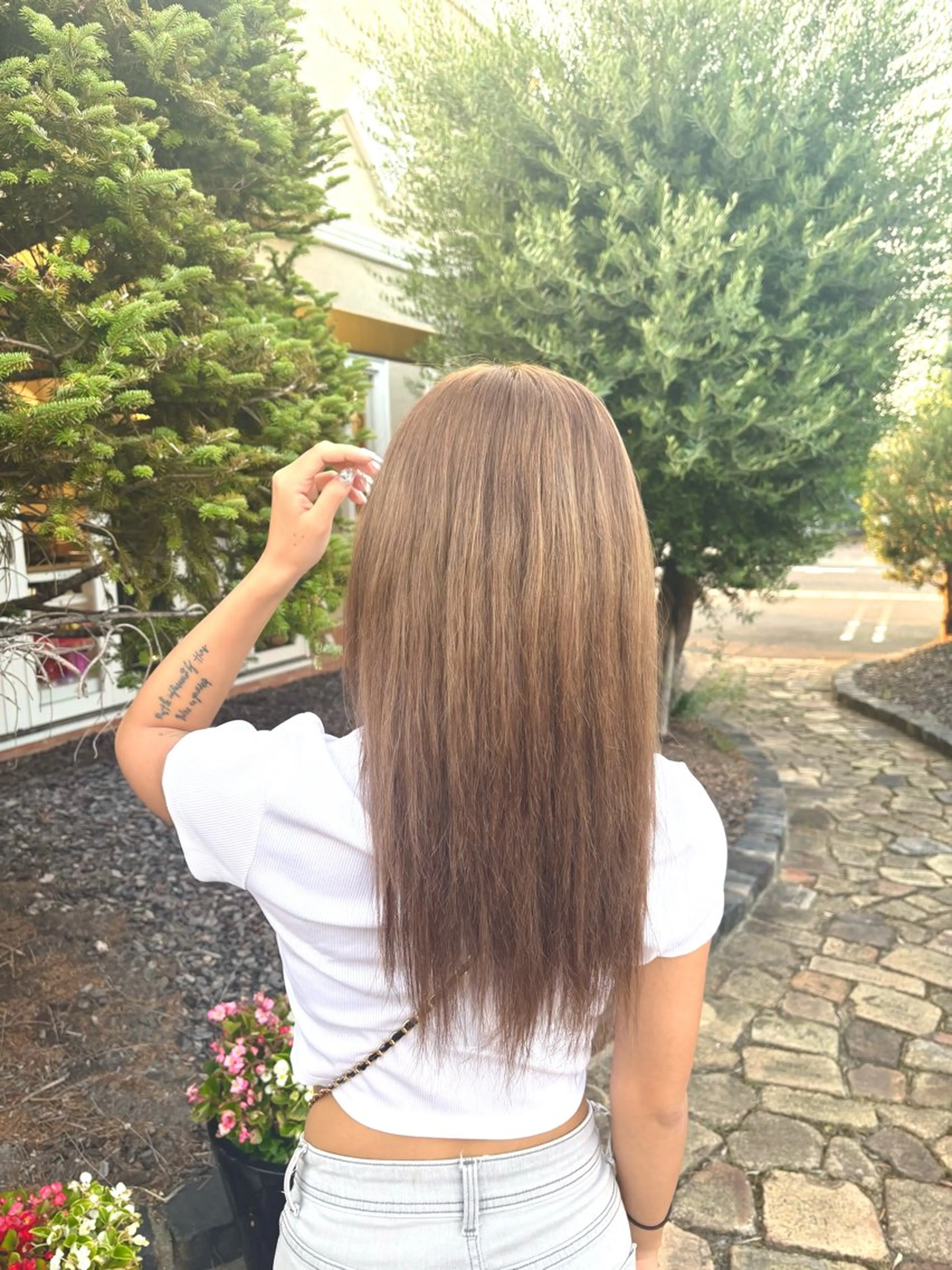 カラー ブリーチ ヘアカラー ヘアルームflat かなみのヘアスタイル