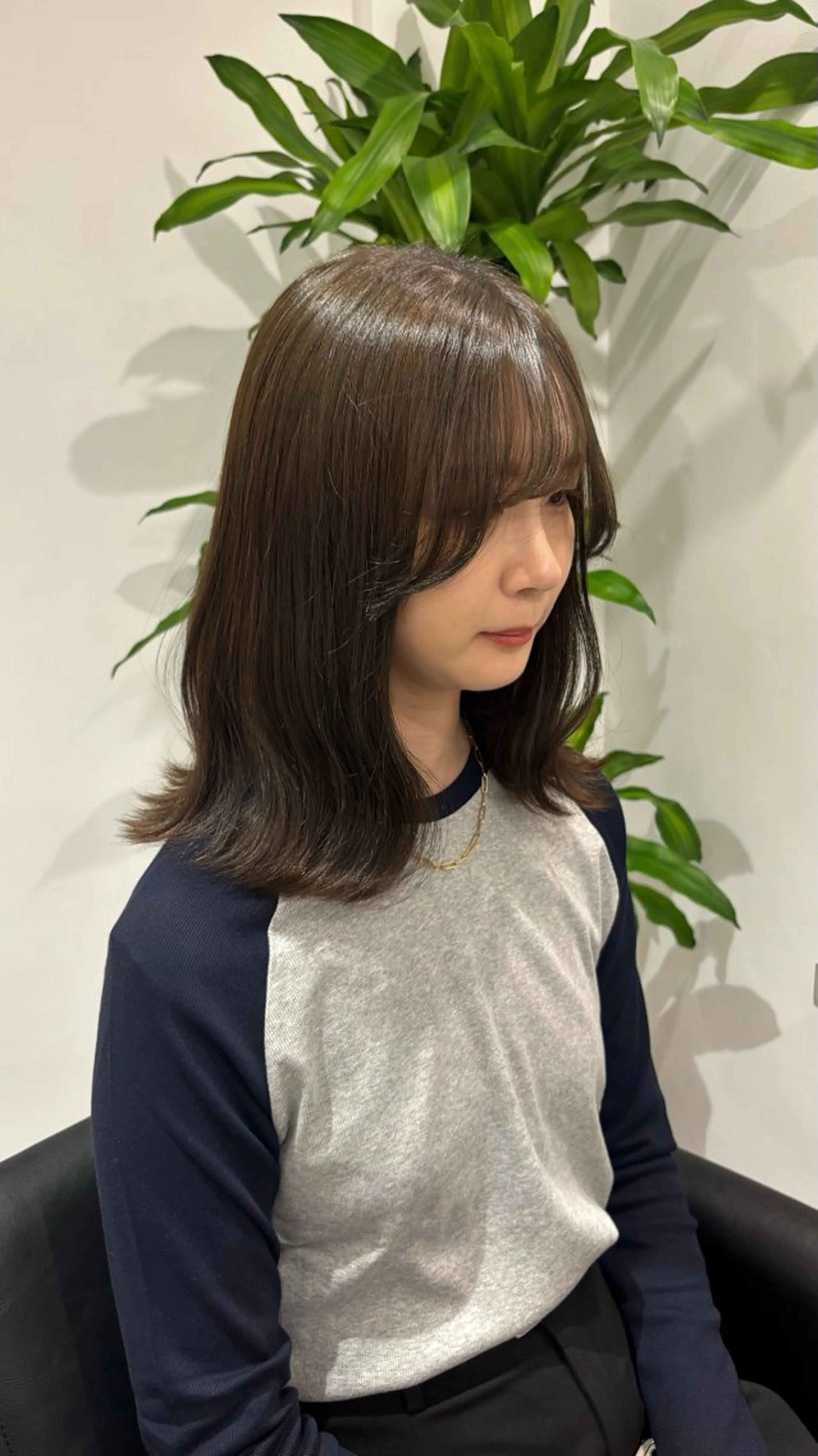 ミディアム カラー ベージュカラー ブリーチ ブラウンカラー ケアブリーチ カシス ヘアカラー 艶感×抜け感hair /ReLit 正源のヘアスタイル