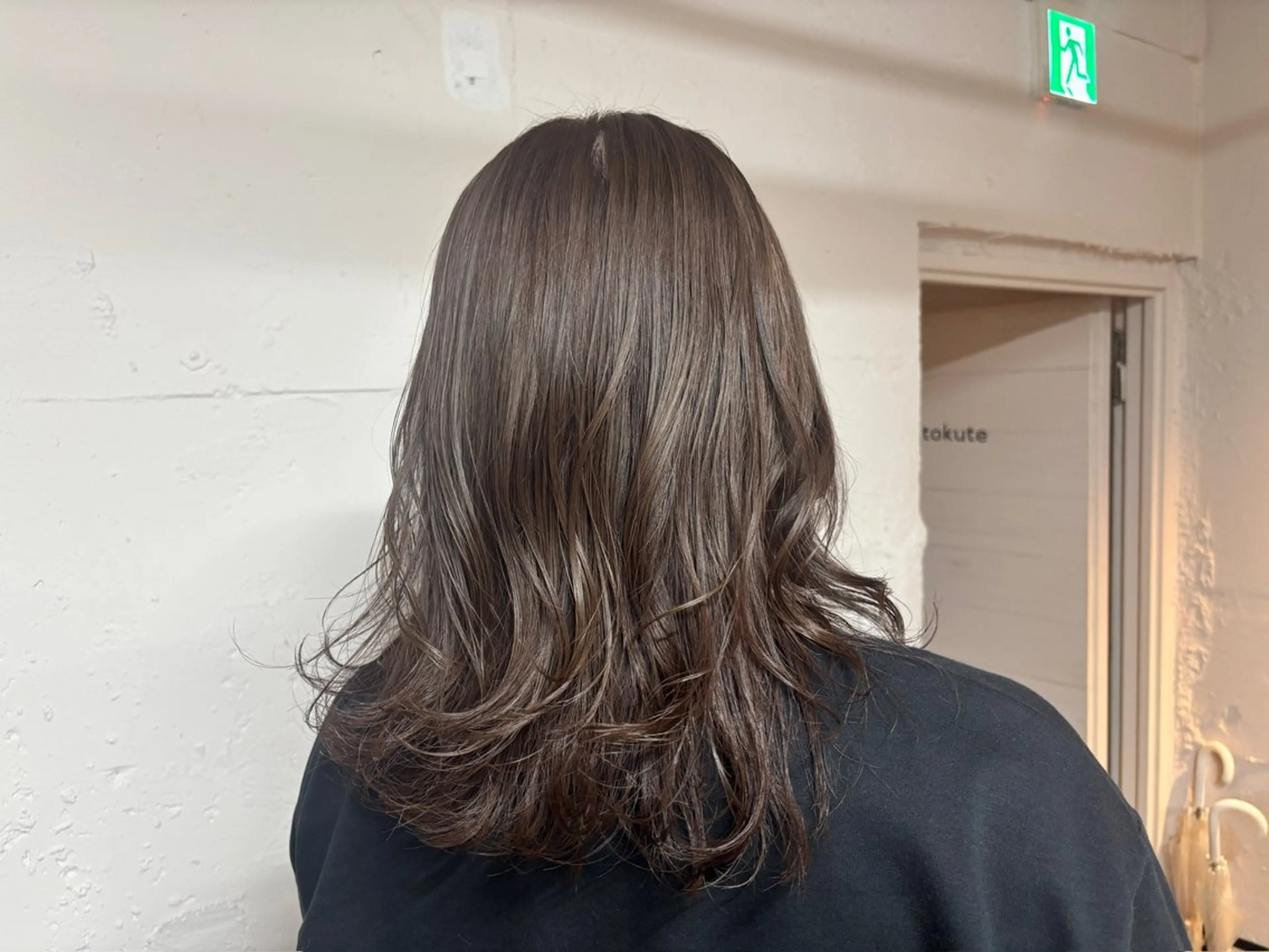 ミディアム カラー 🩵tokute SEIRA🩵のヘアスタイル