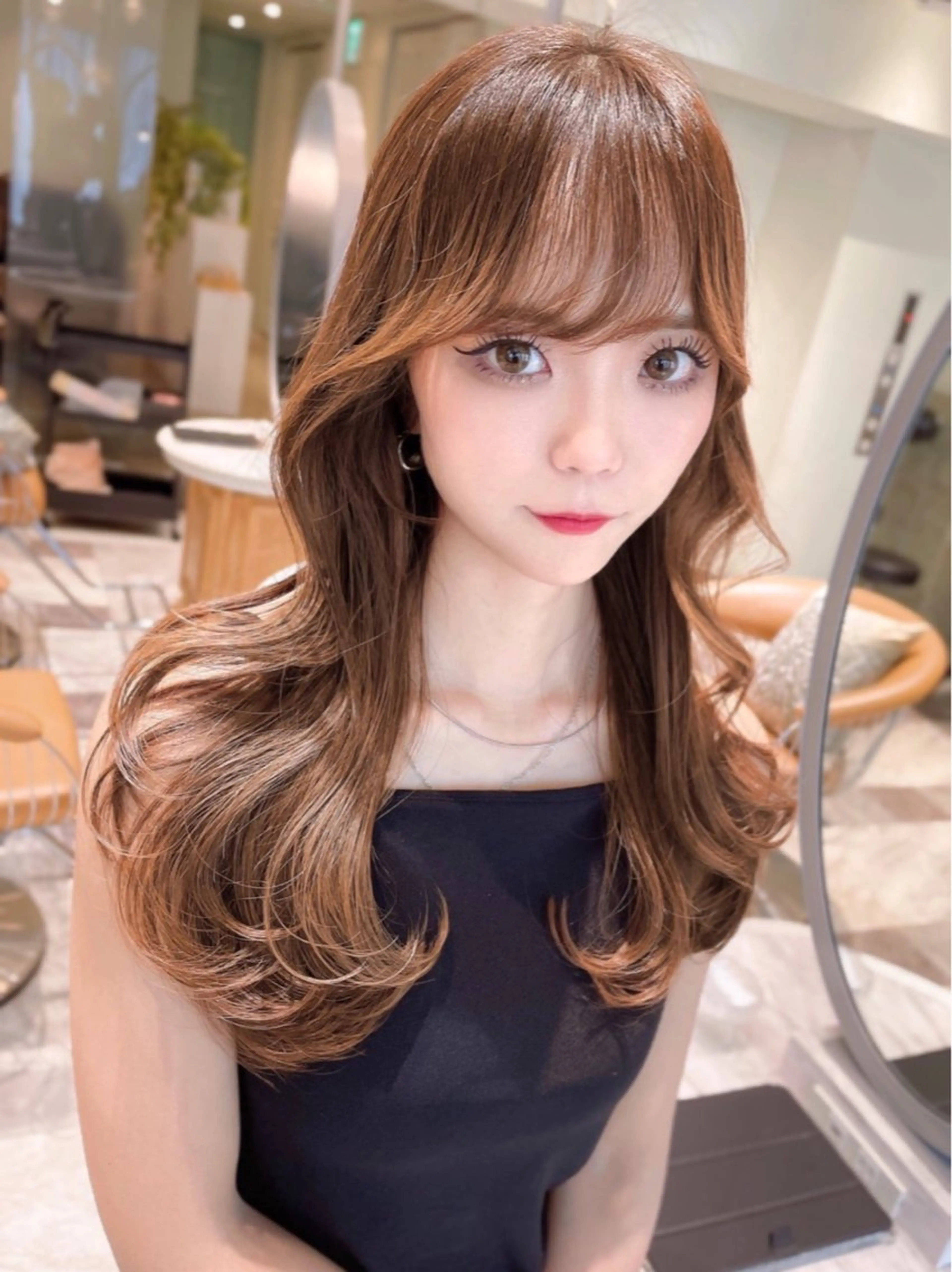 ミディアム カラー ベージュカラー 黒髪 ブリーチ ブルーカラー ブルーブラック カット ヘアカラー トリートメント 木屋元一/透明感 /レイヤー/顔まわりのヘアスタイル