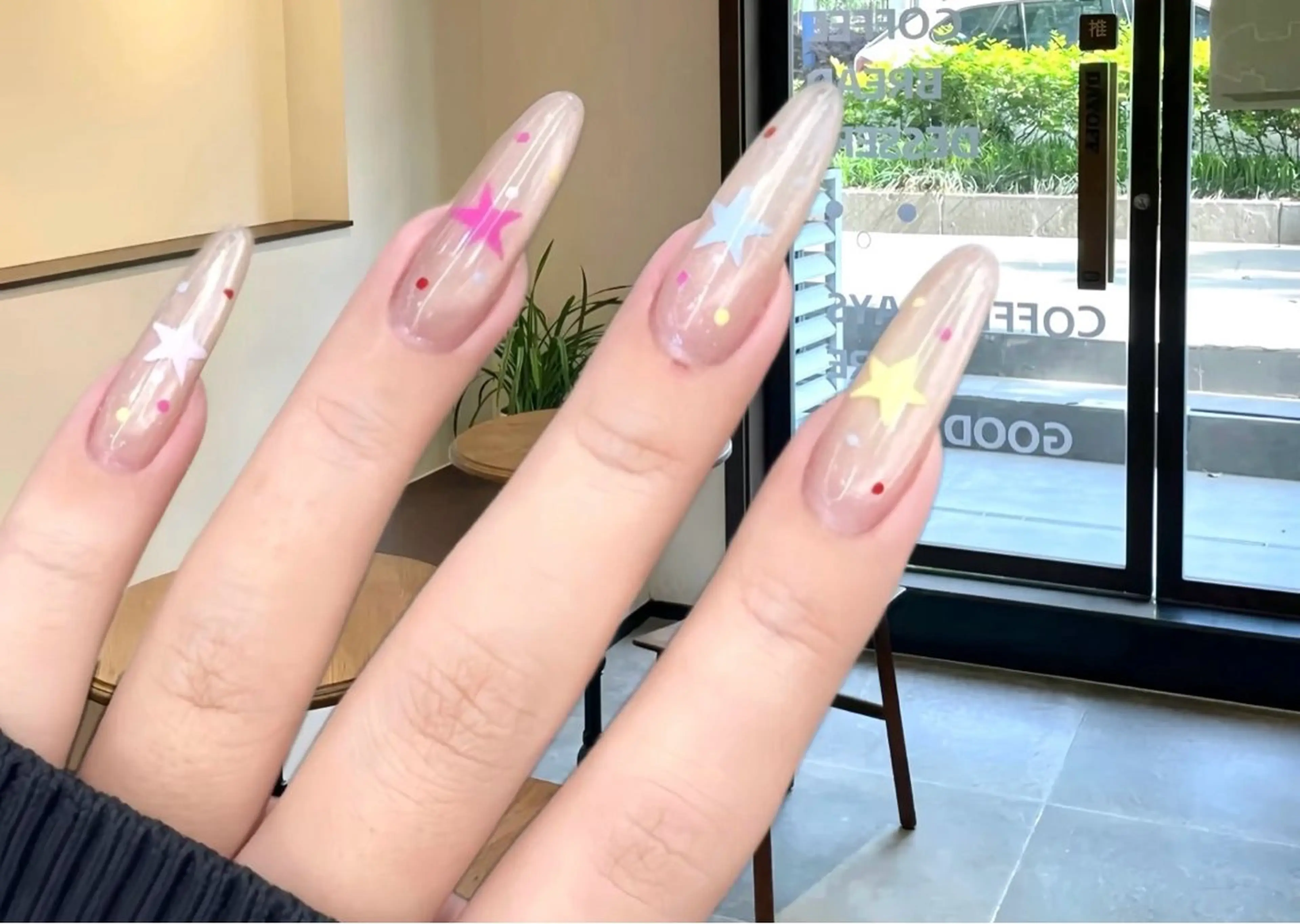 ネイル シンプルネイル seventeen  nail所属・S nailのネイルデザイン