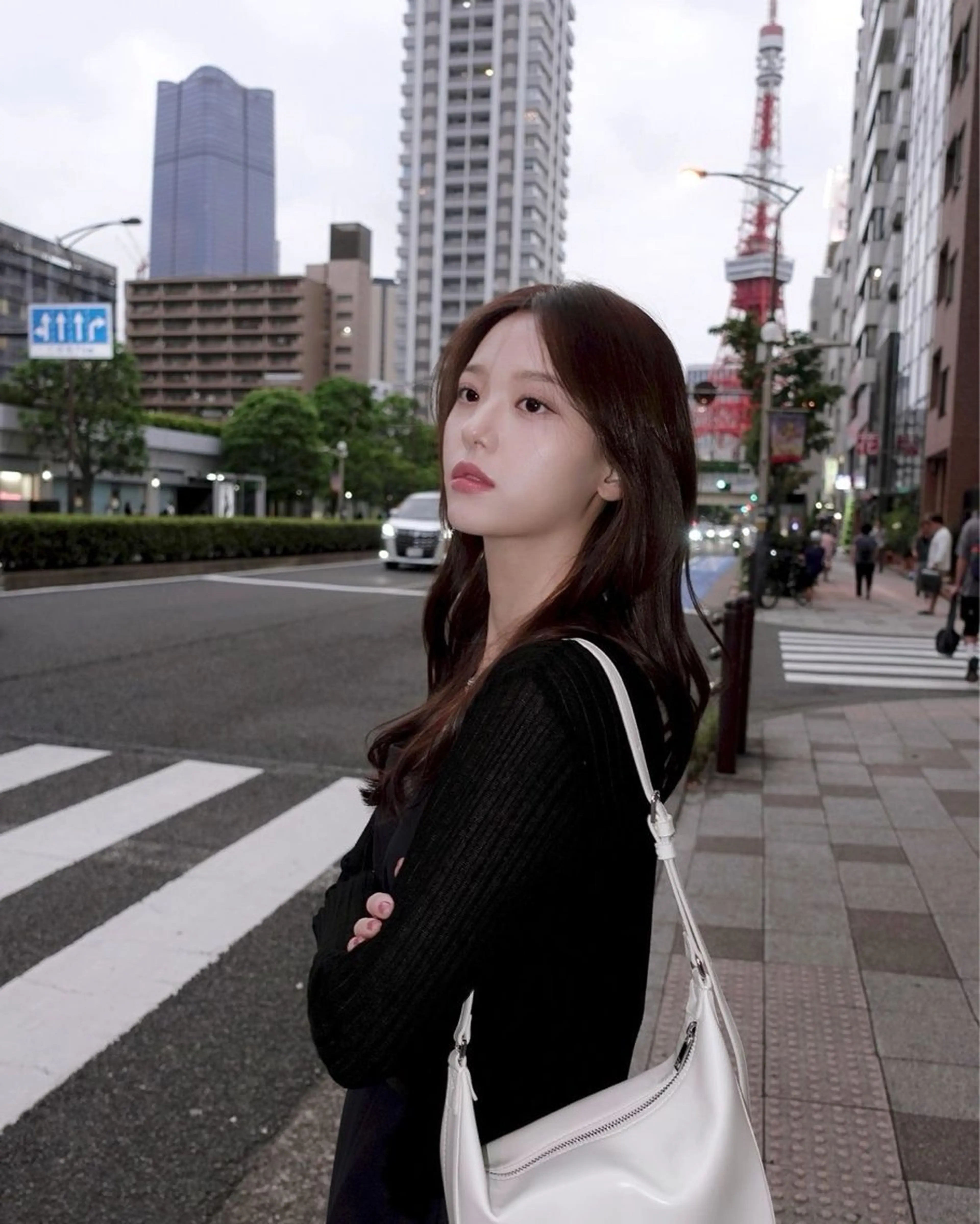 ロング カラー カット ヘアカラー トリートメント 莉乃/縮毛矯正/髪質 改善/艶カラーのヘアスタイル