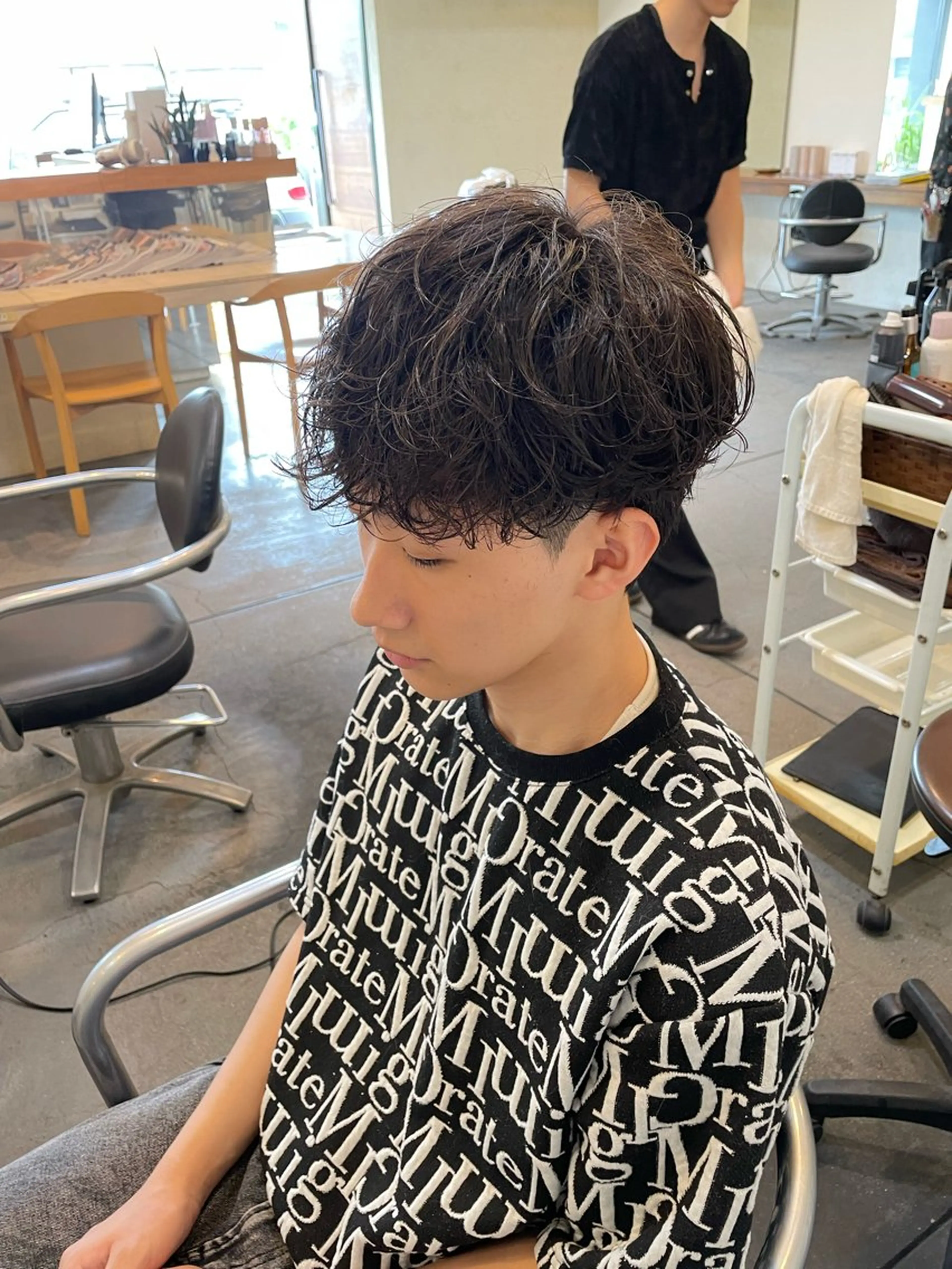 カット＋シャドウパーマ＋髪質改善トリートメントの写真