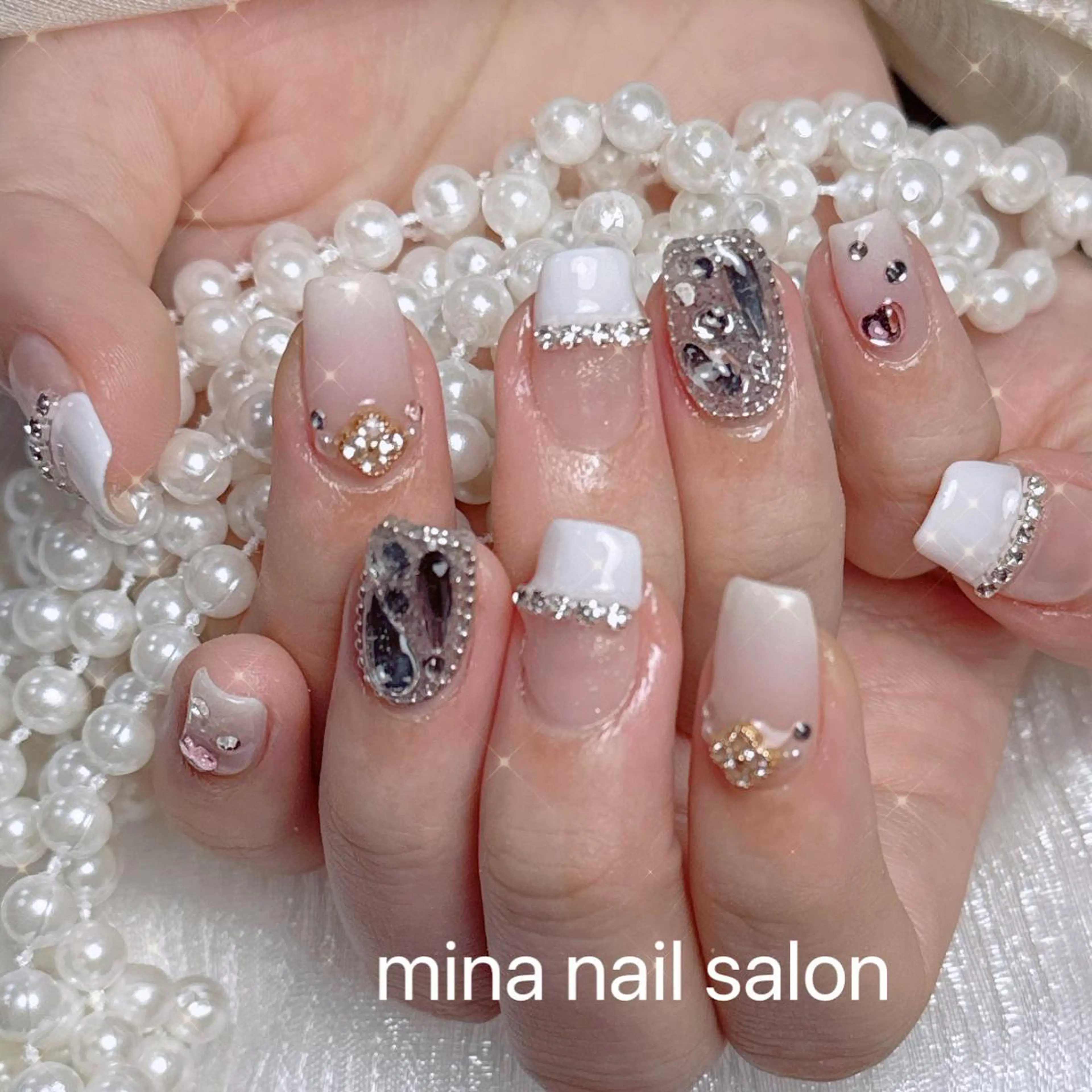ネイル Mina🧸 韓国風ネイル🎀のネイルデザイン
