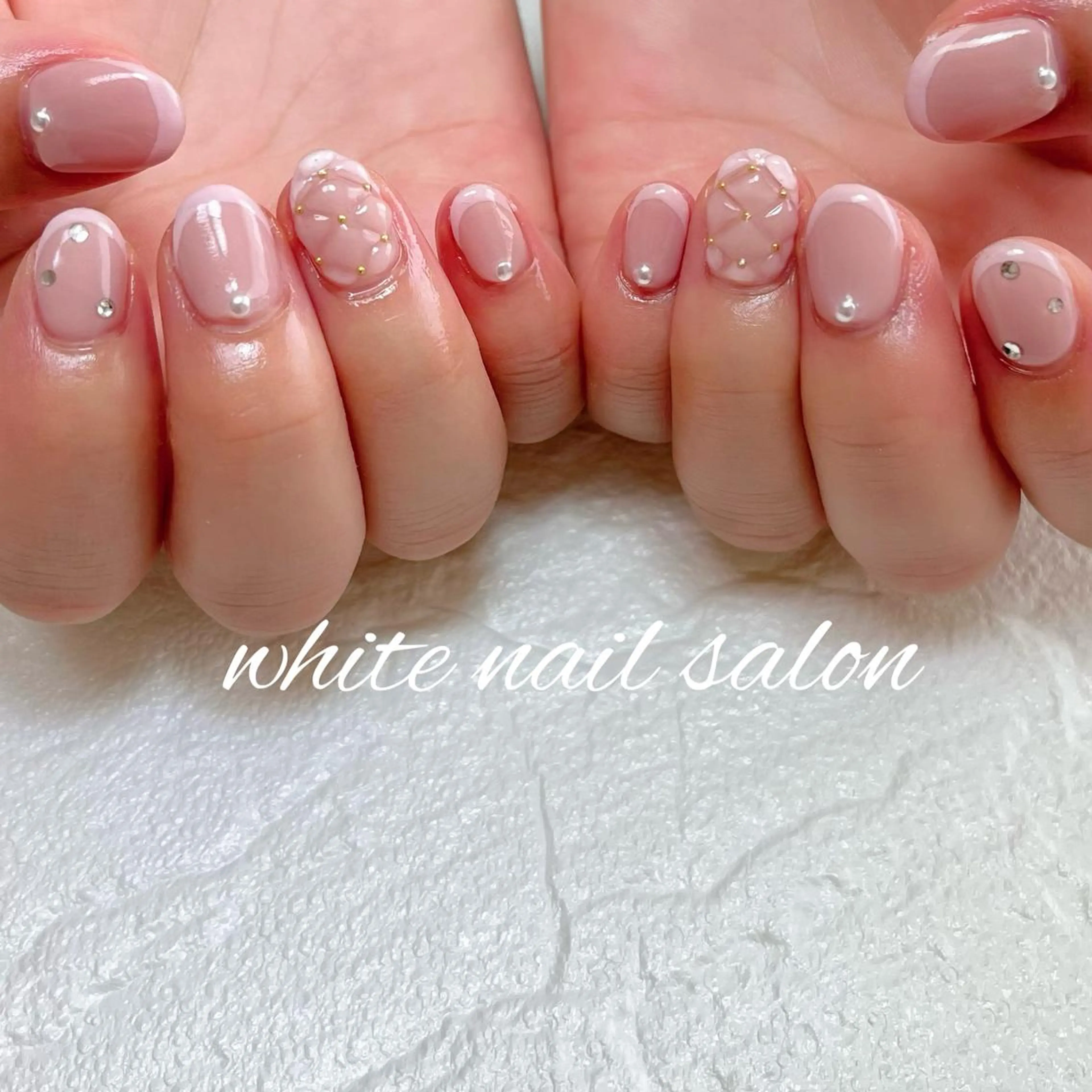 ネイル フットネイル ジェルネイル ハードジェル ラメ(グリッター) 持ち込み ハンドネイル white nail salonのネイルデザイン