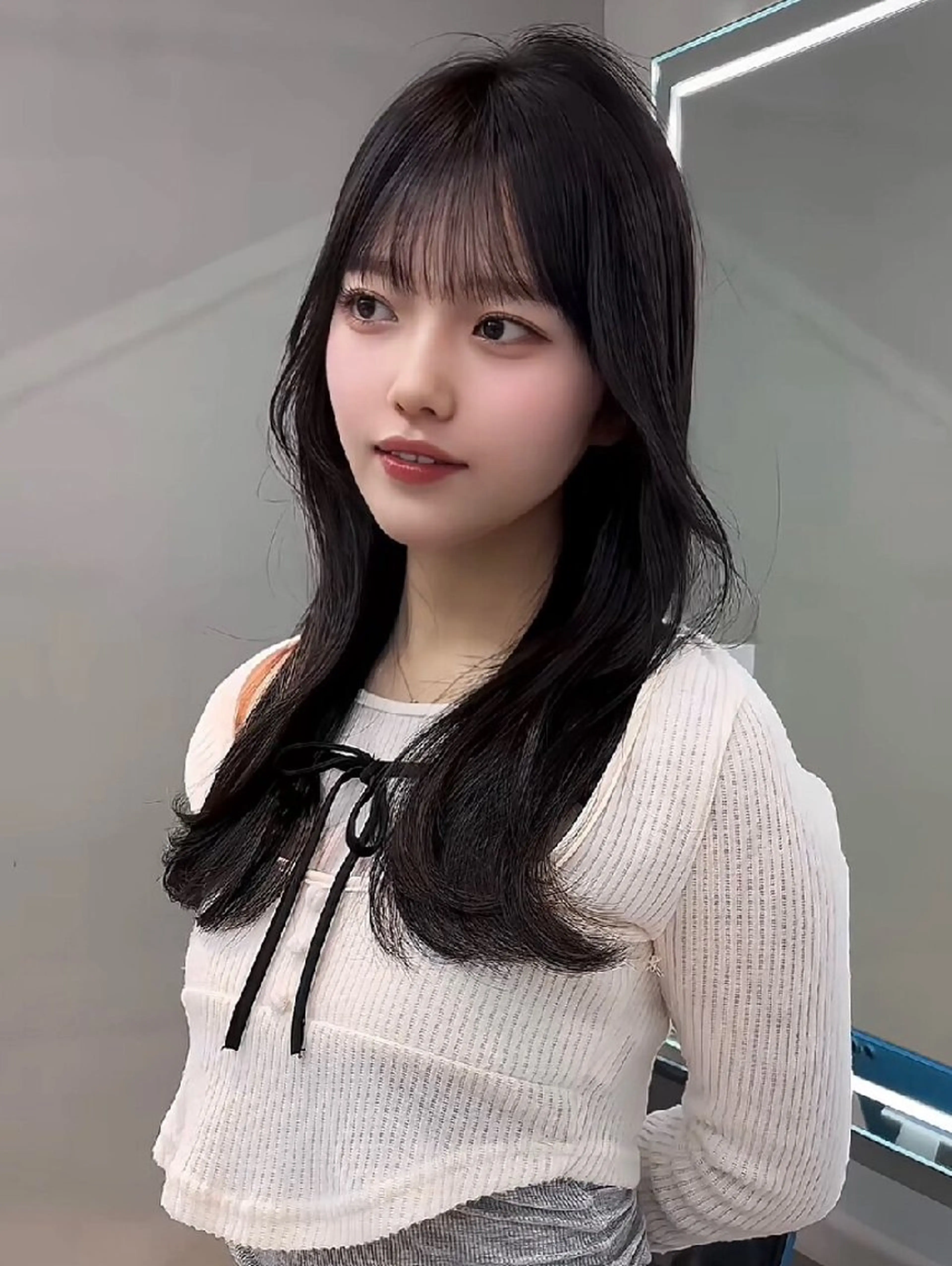 カラー ロング カット ヘアカラー トリートメント Lond Mirrorのヘアスタイル