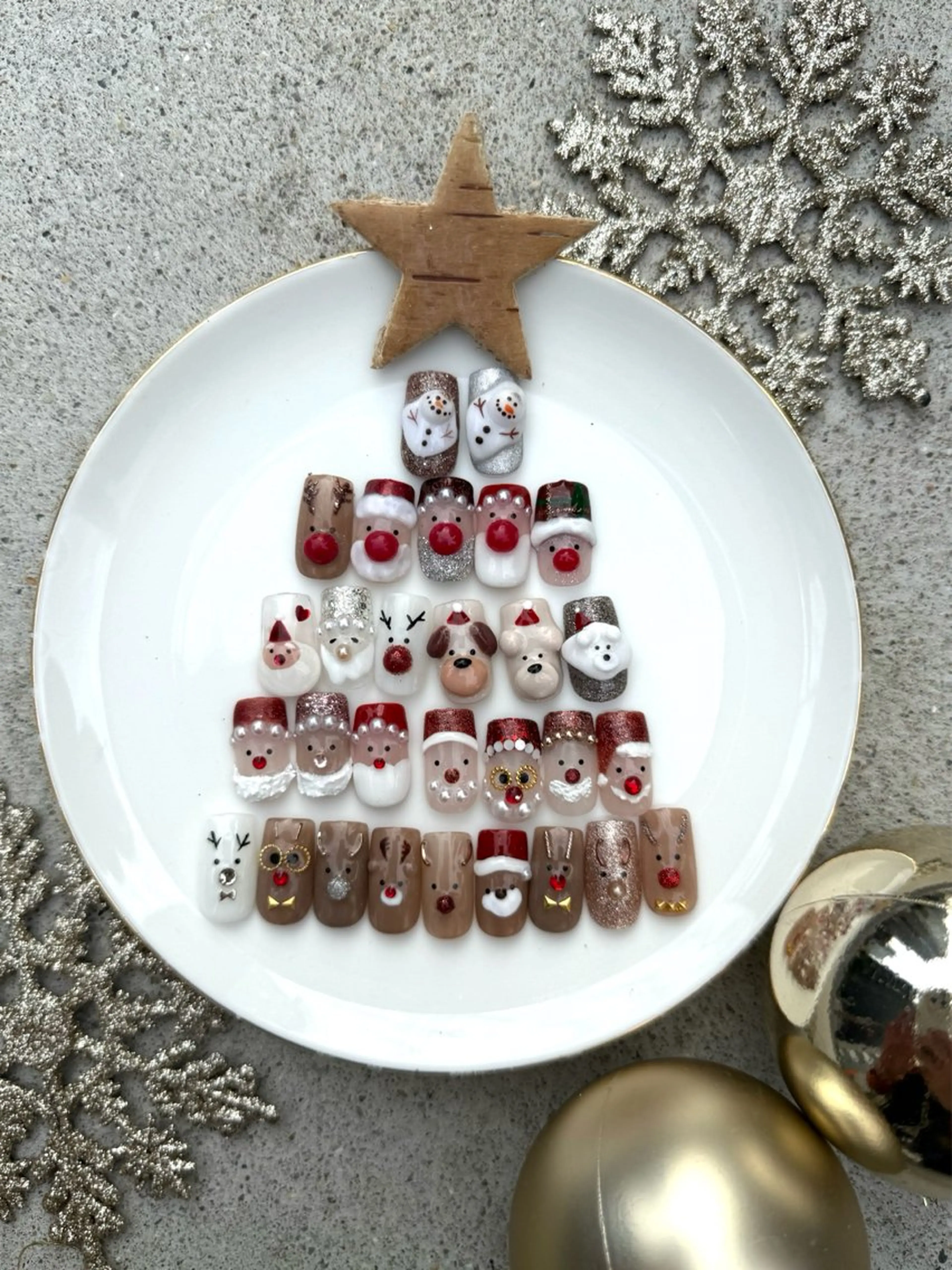 ネイル 冬ネイル クリスマス Rommy Arisaのネイルデザイン