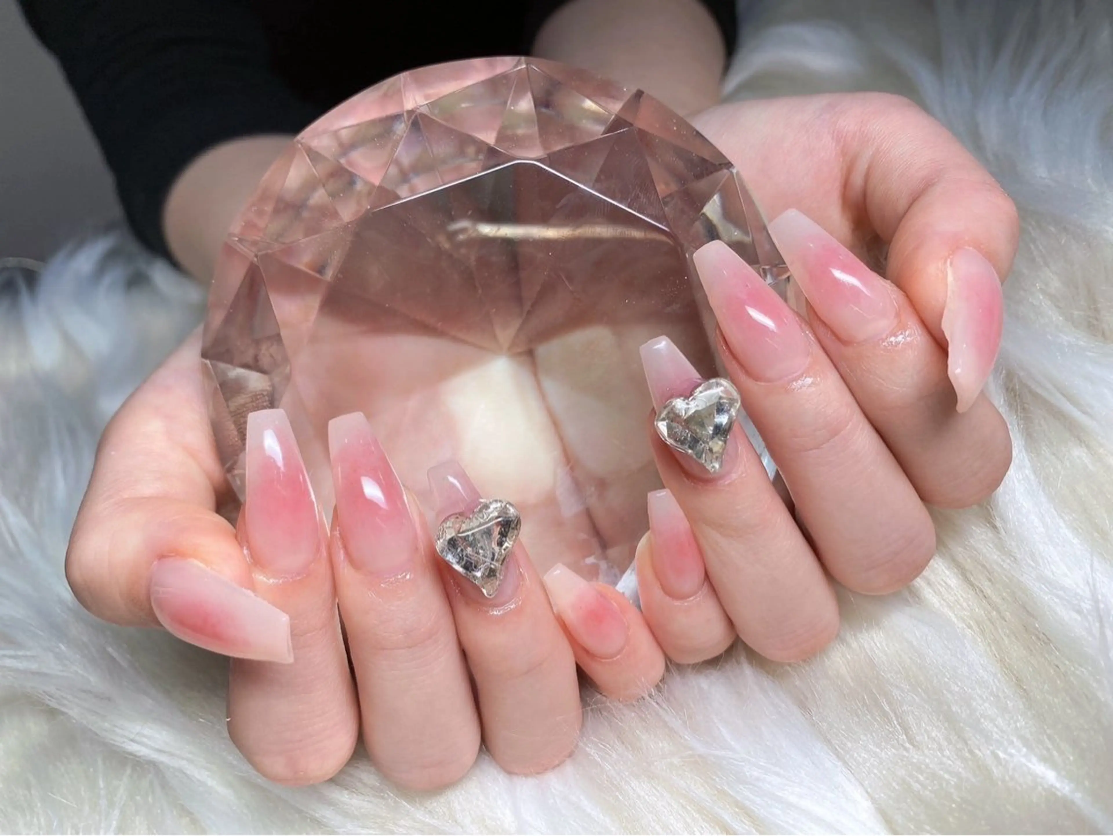 ネイル チークネイル 長さ出し フレンチネイル ジェルネイル グラデーション ハンドネイル Nail&eye Belire 新宿のネイルデザイン