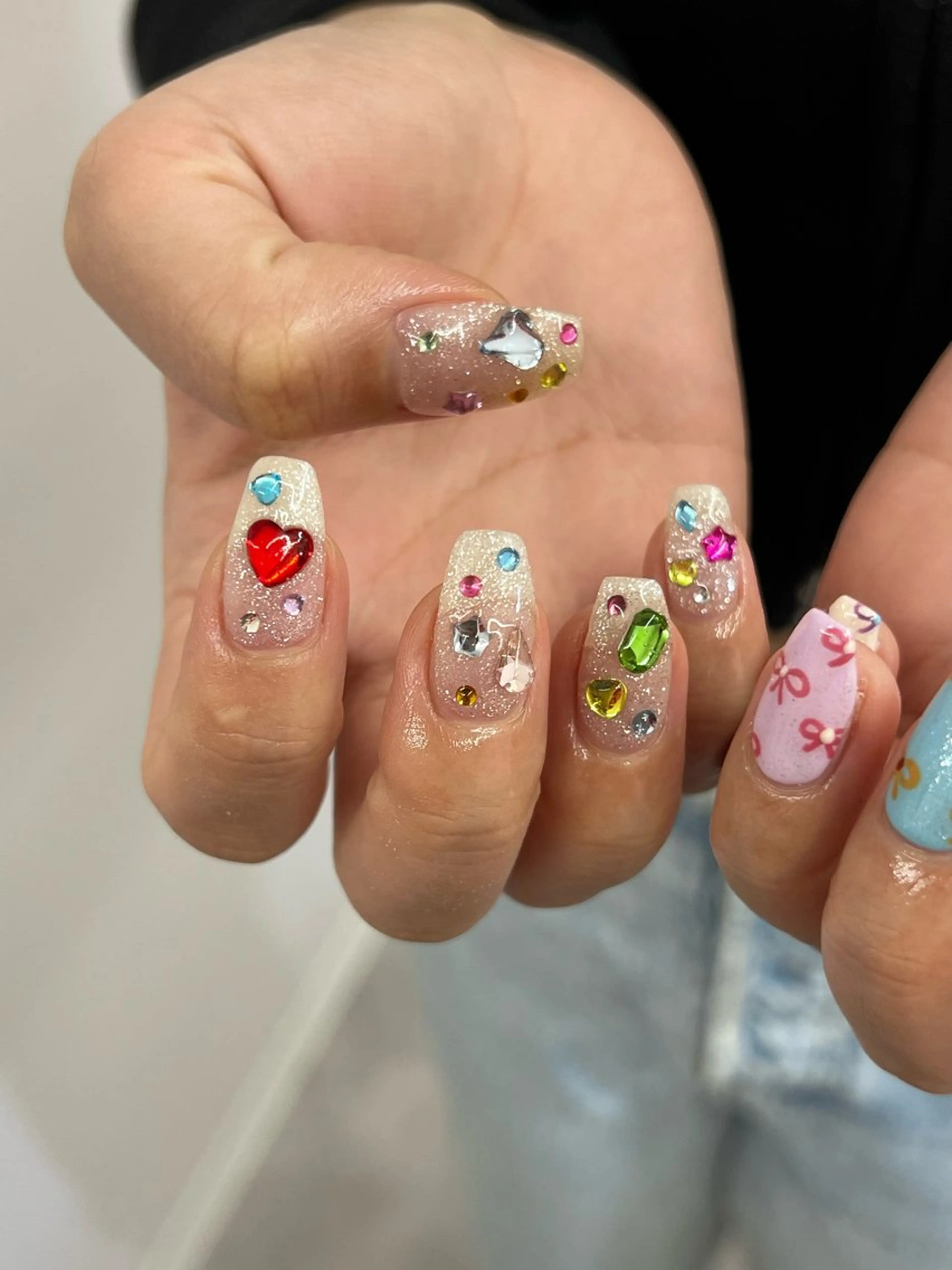 ネイル クリアネイル ジェルネイル マグネットネイル ニュアンスネイル パラジェル ハンドネイル ハンドケア Bana_ Nailのネイルデザイン