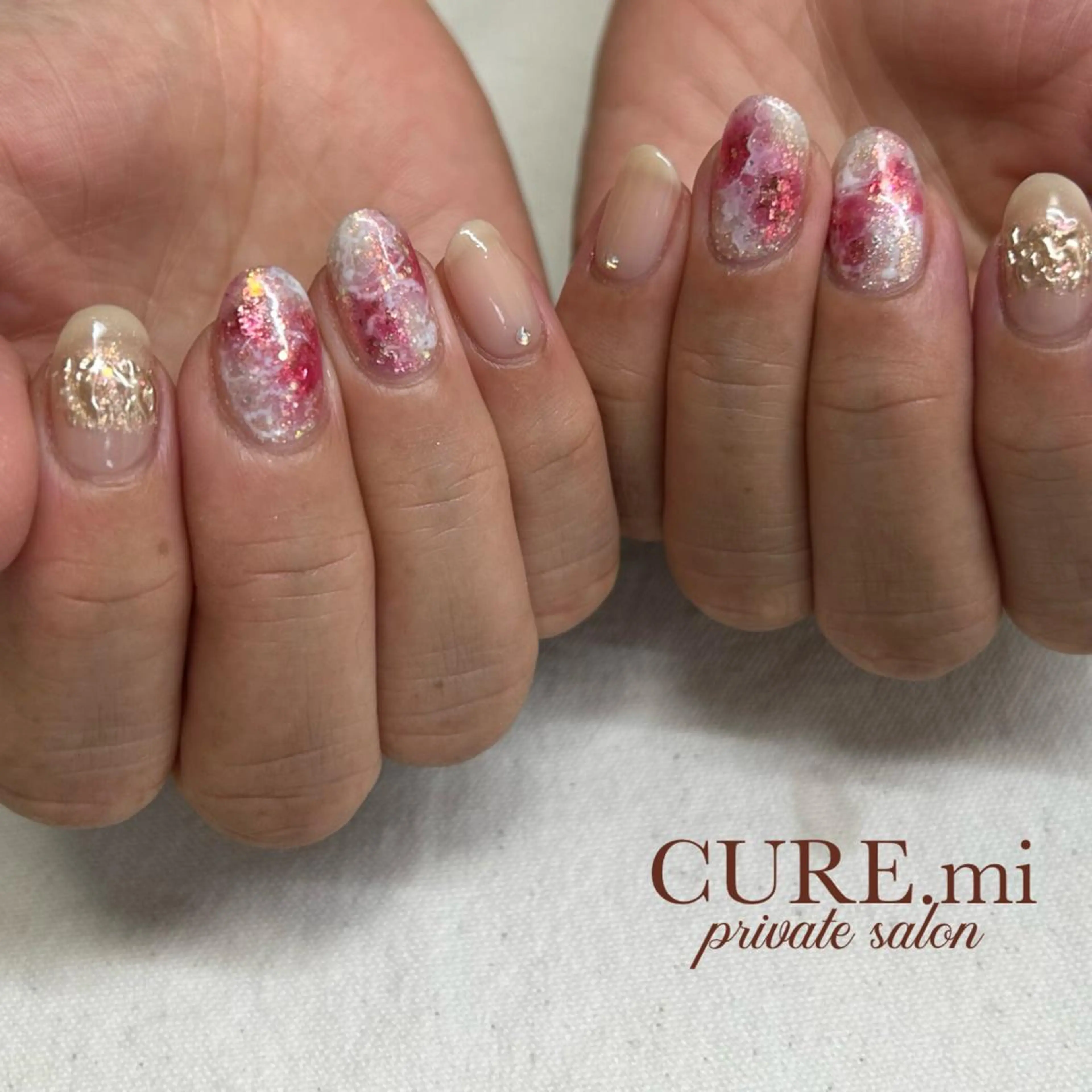 ネイル ニュアンスネイル ピンク ハンドネイル ハンドケア CURE.mi所属・伊藤 美香のネイルデザイン