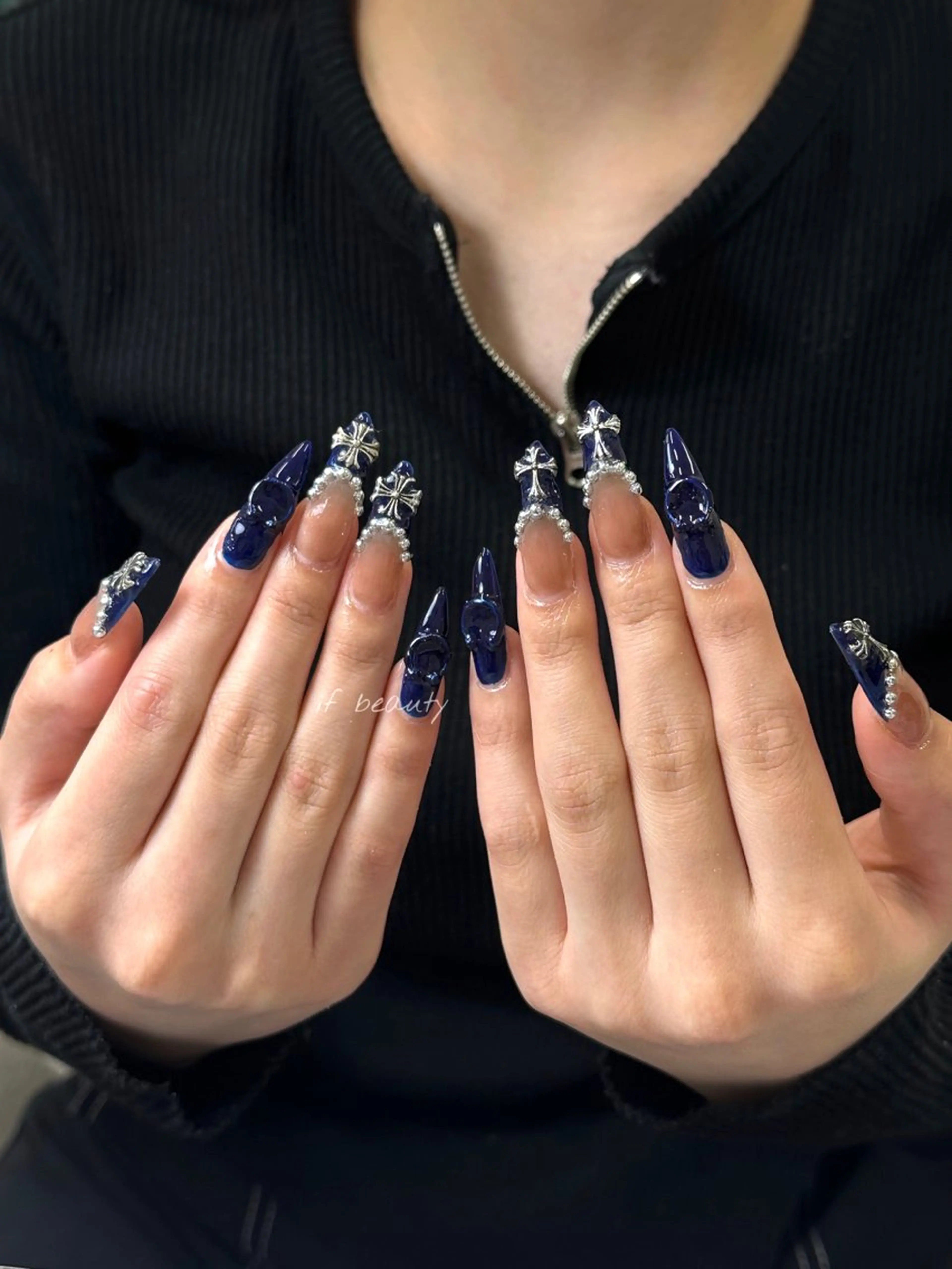 ネイル アートネイル ジェルネイル グラデーション パラジェル ワンホンネイル ハンドネイル if Hair＆Nail Salon所属・IKA /海外ネイル /個性派/ワンホンのネイルデザイン