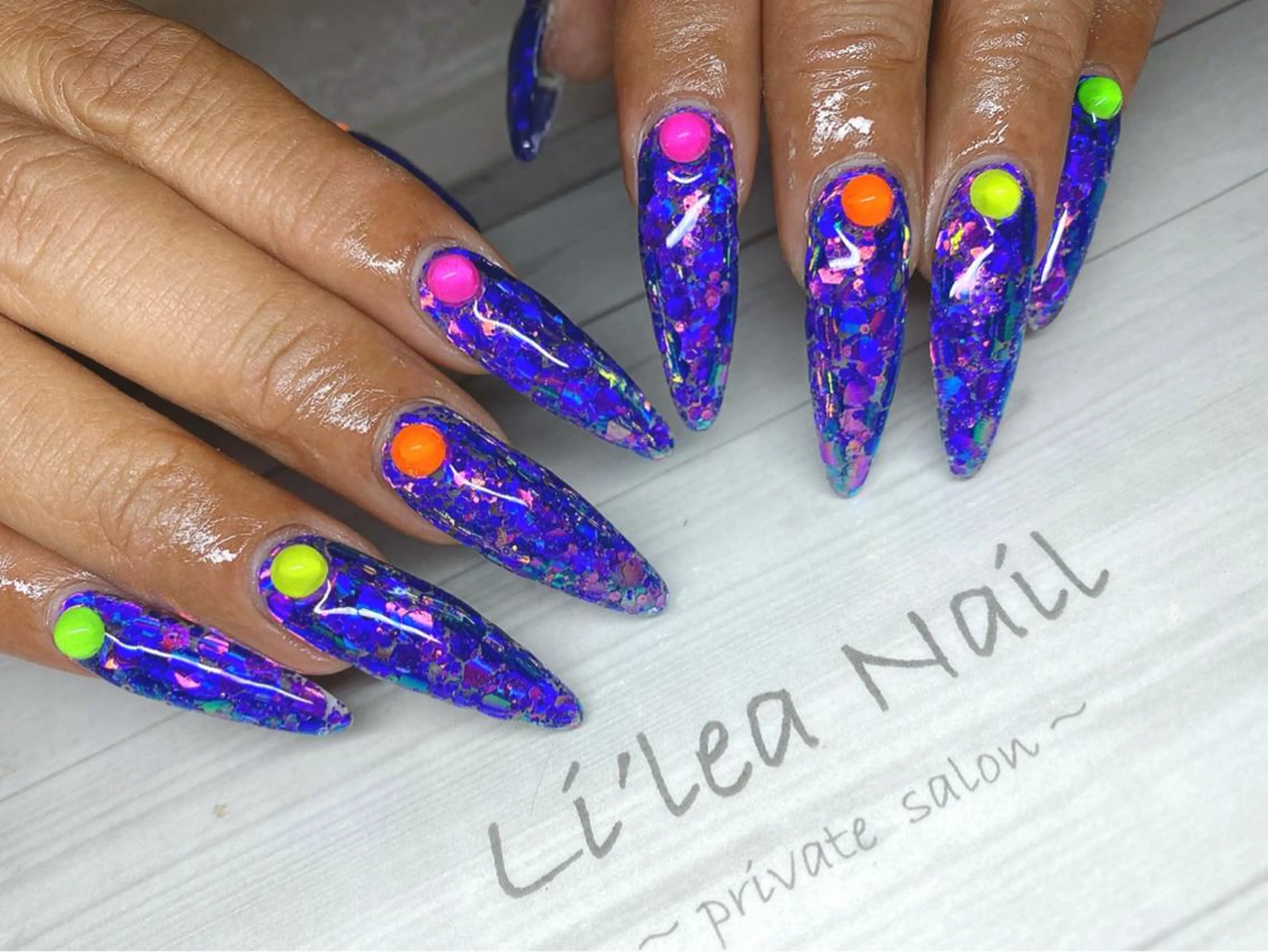 ネイル Li'leaNail AINAのネイルデザイン