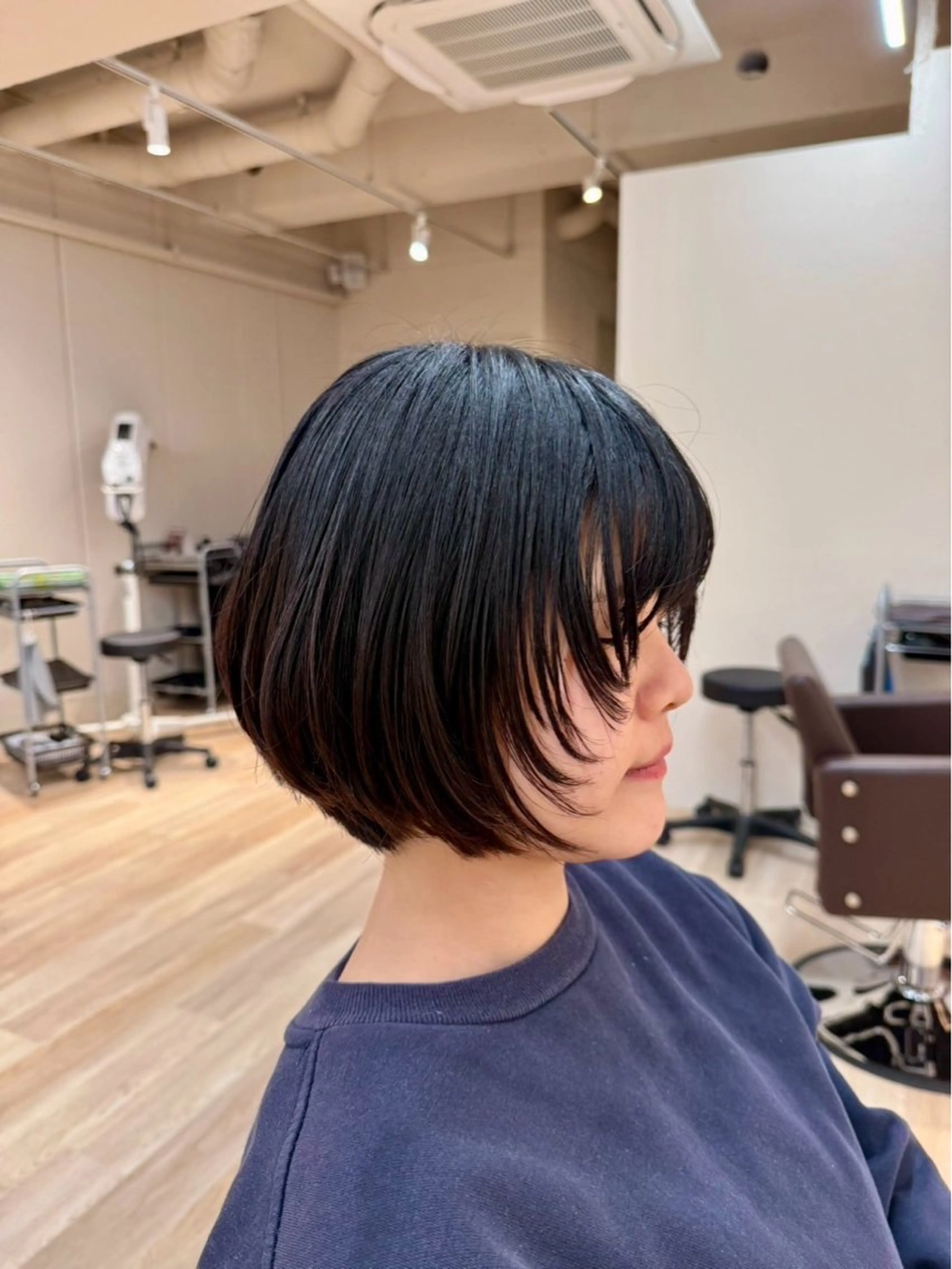 ショート ショートボブ ボブ レイヤーカット ショートヘア 透明感カラー🧡🌿 Mioのヘアスタイル