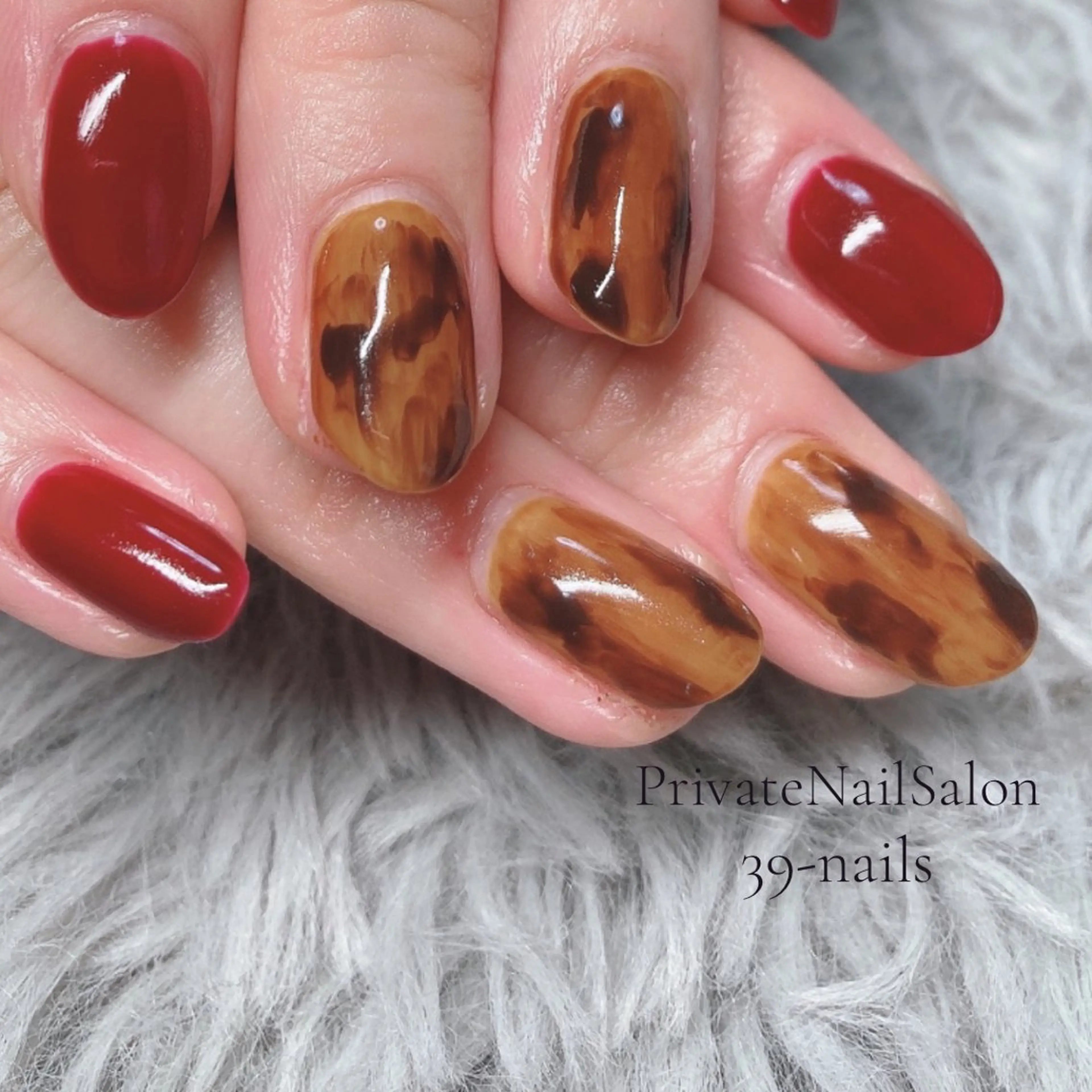 ネイル べっ甲ネイル ボルドー ジェルネイル 持ち込み ニュアンスネイル ハンドネイル 39-nails EharaMikuのネイルデザイン