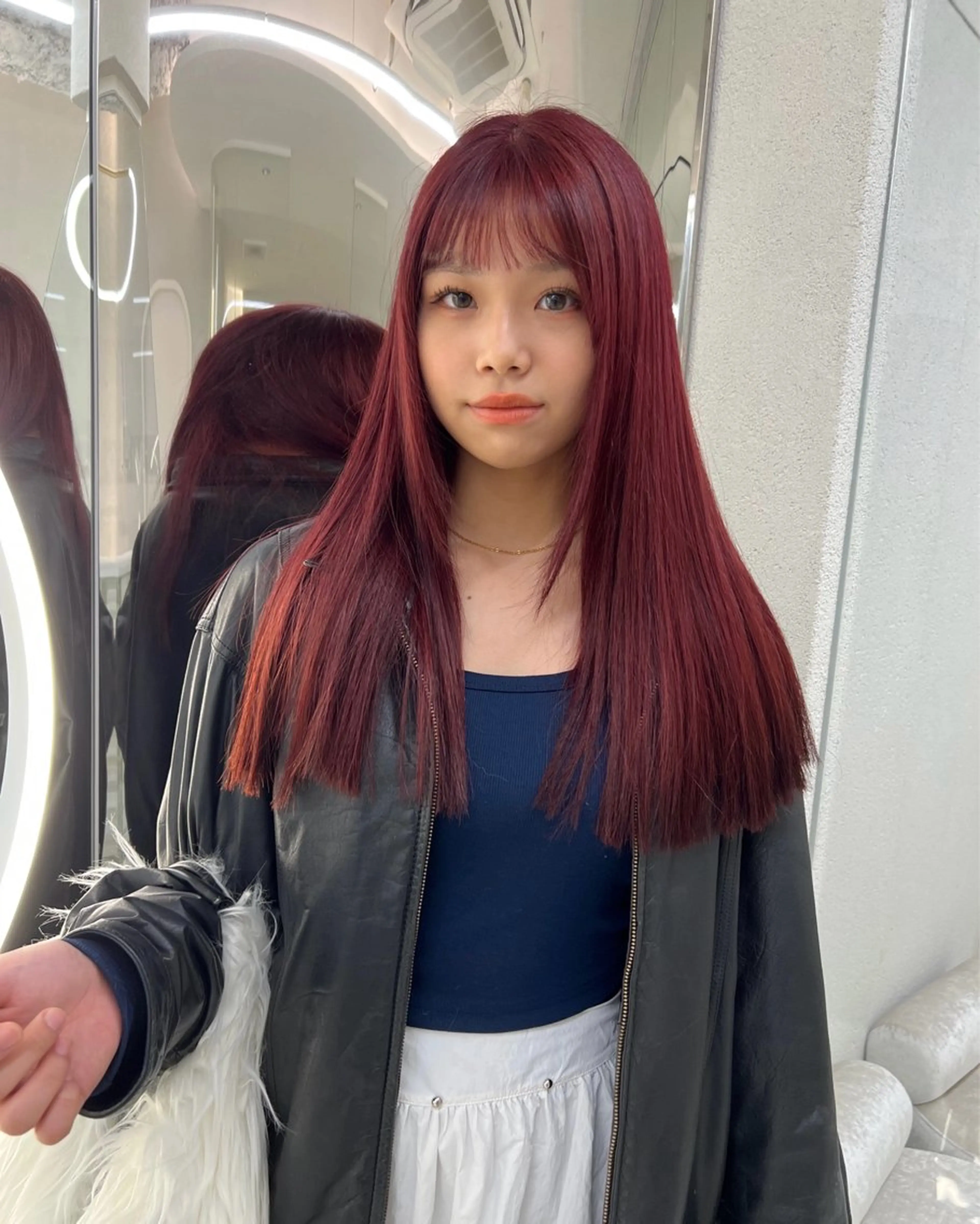 ロング カラー GAGA所属・GAGA AMIKAのヘアスタイル