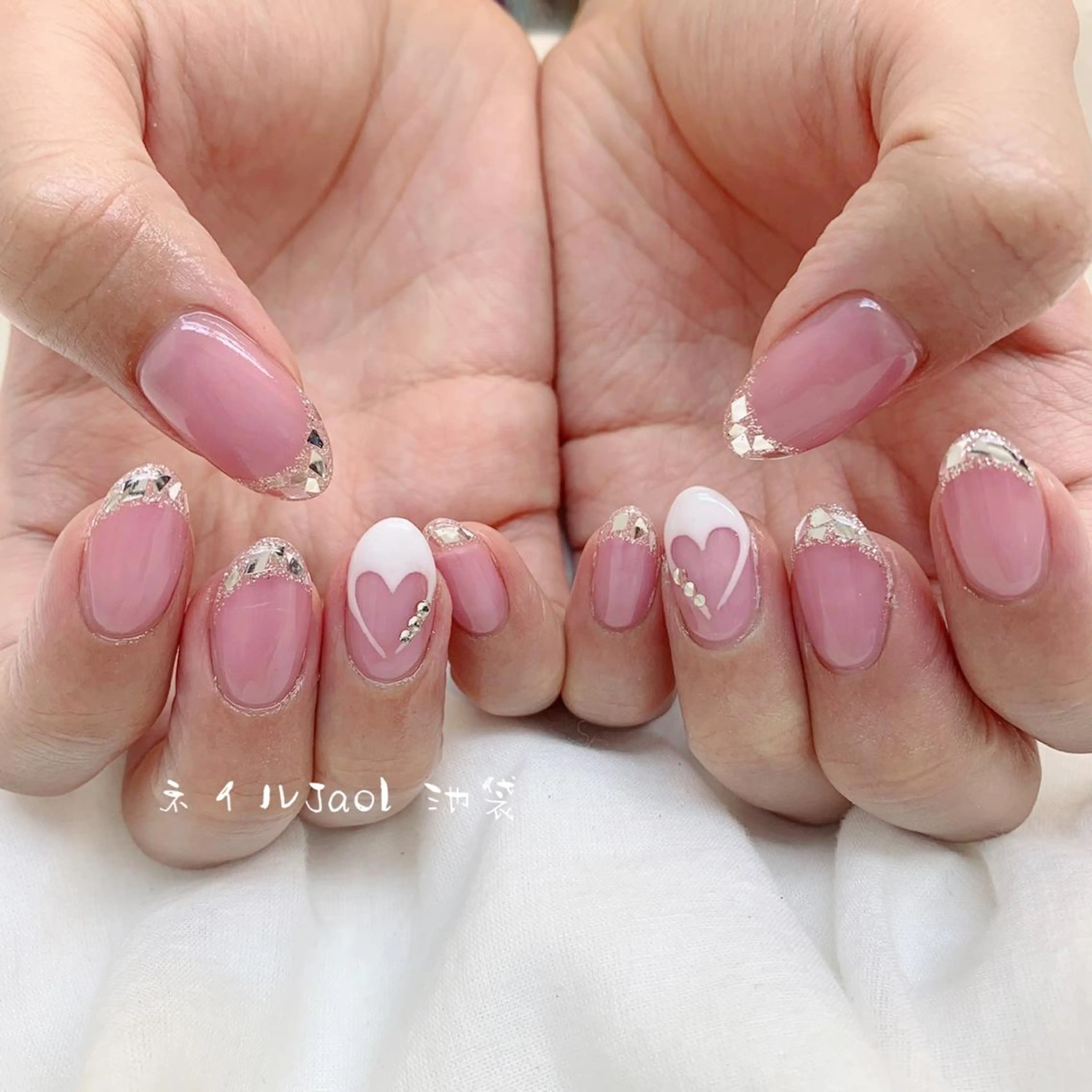 ミディアム ハンドネイル nail jaol池袋店所属・ネイルJaol 池袋のネイルデザイン