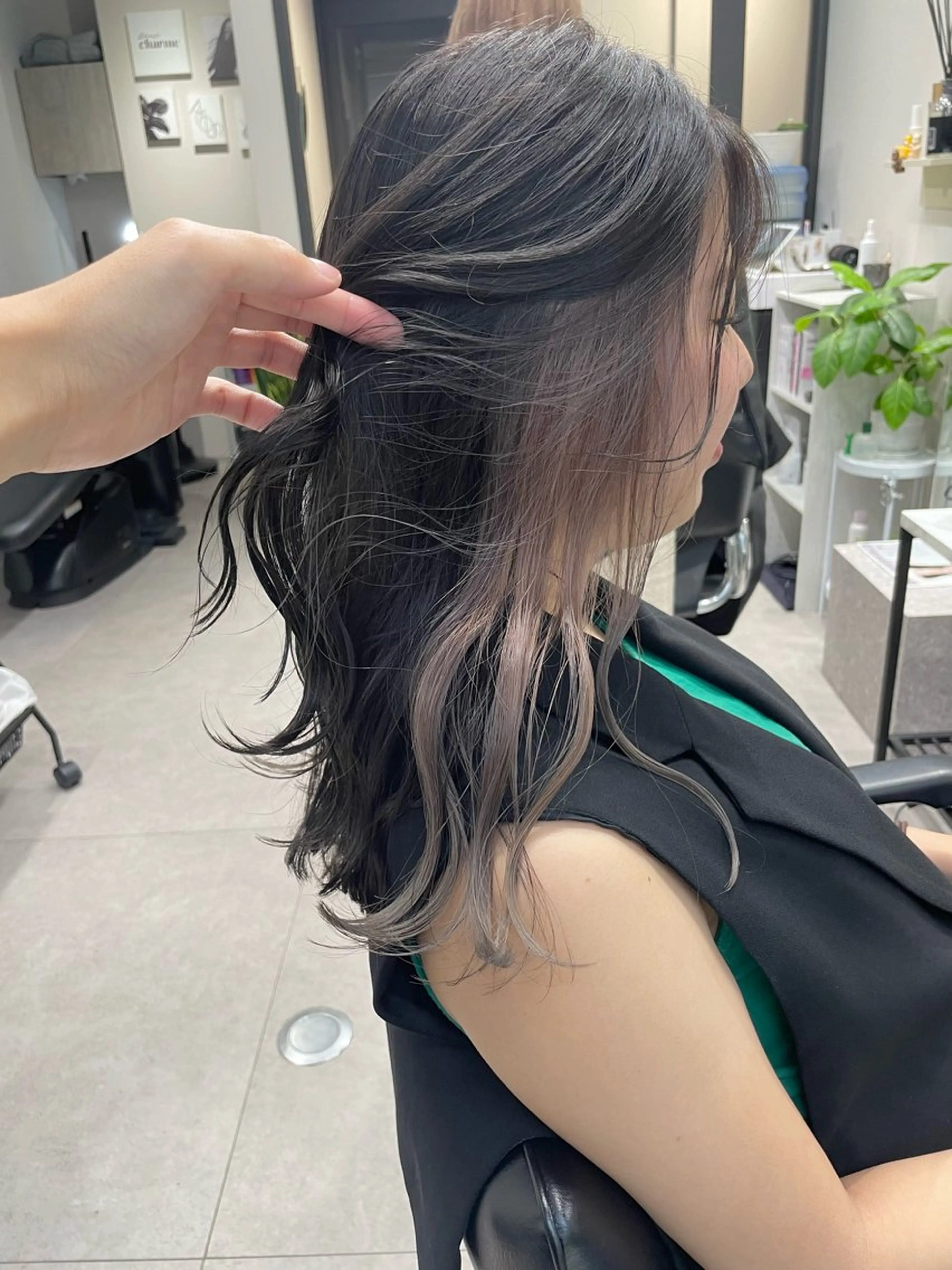 ロング カラー ヘアカラー トリートメント 髪質改善will hairdesignのヘアスタイル