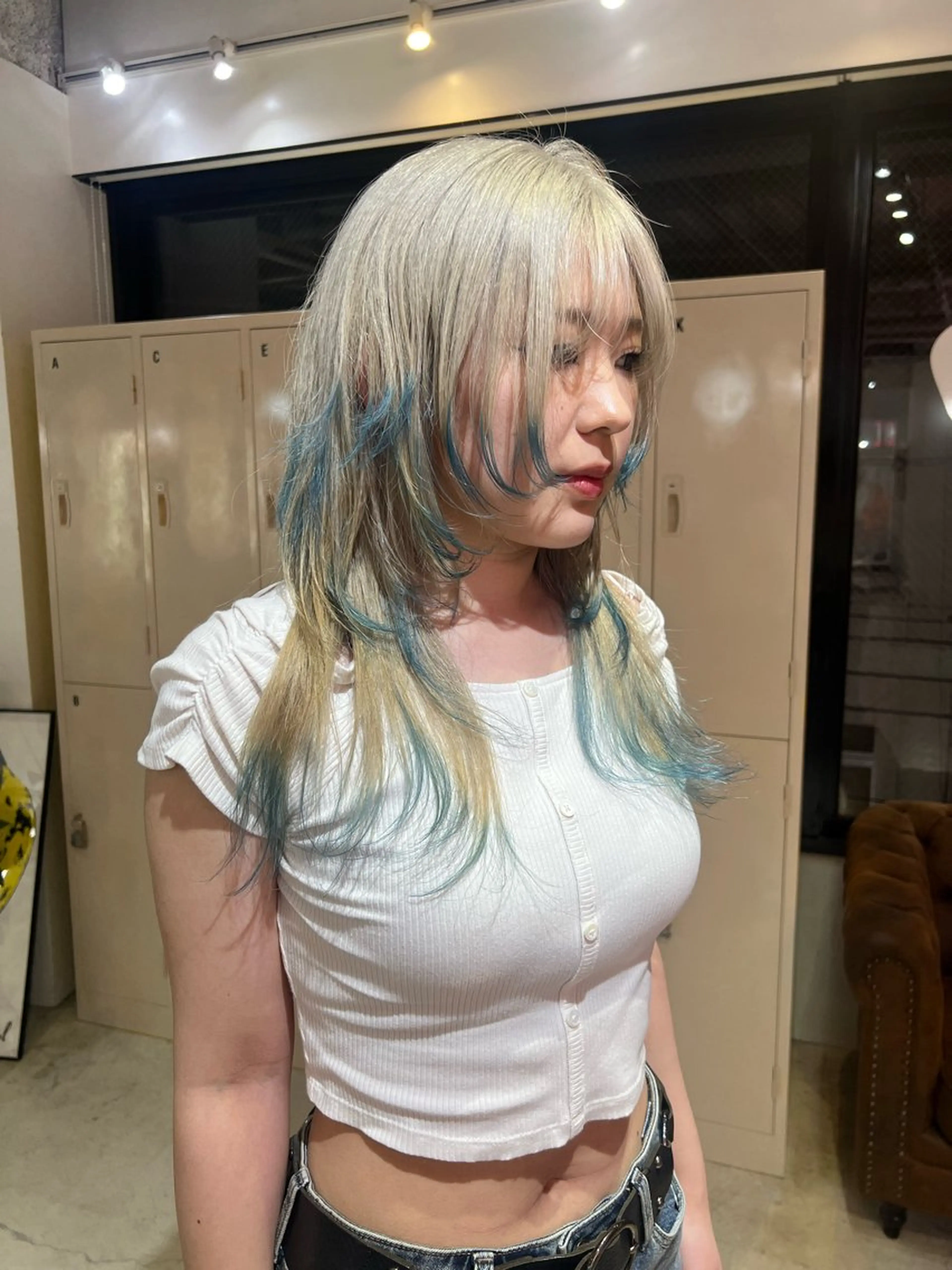 セミロング ヘアカラー トリートメント 💥ウルフカット デザインあんな💥のヘアスタイル