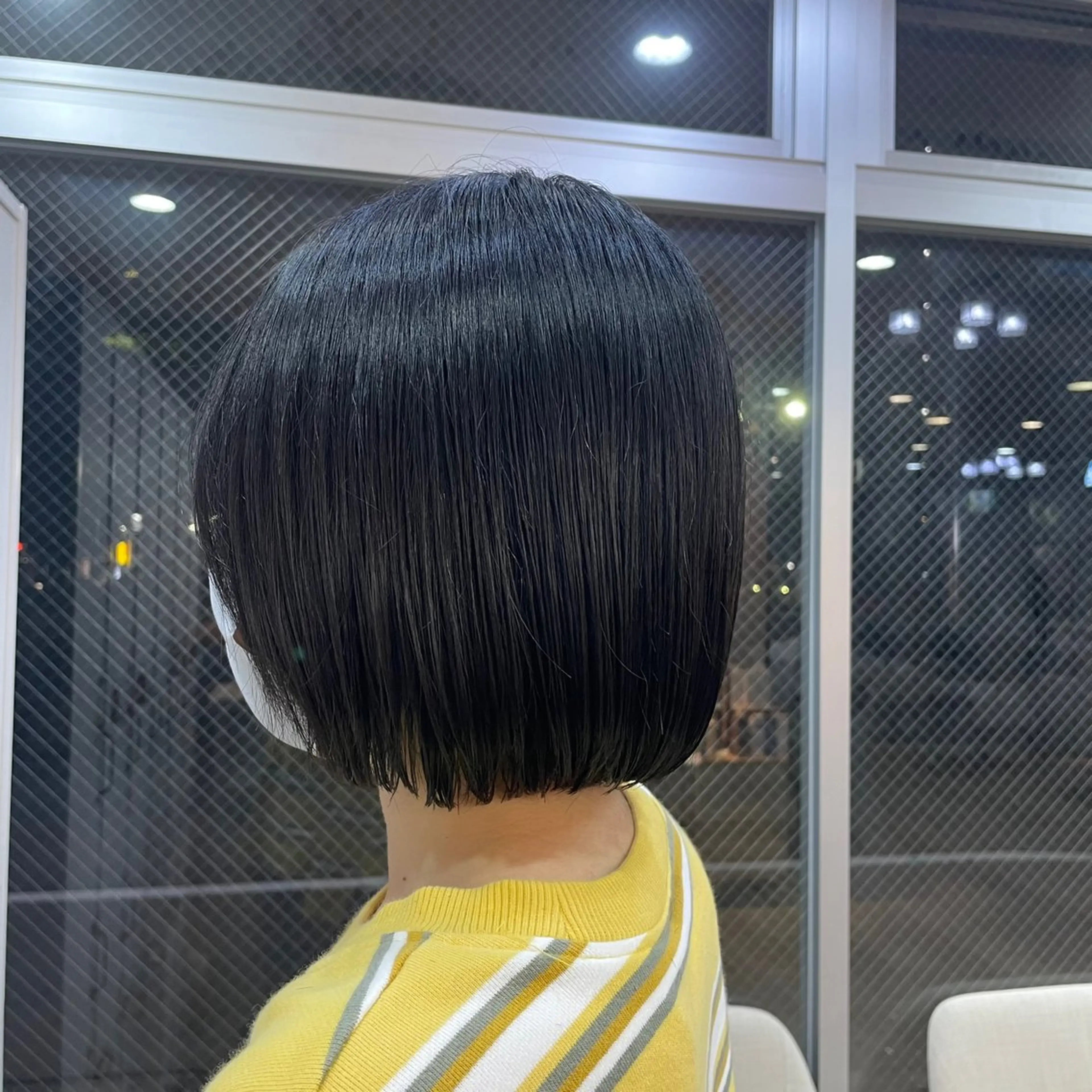 ショート ボブ カット 縮毛矯正 池田 優那のヘアスタイル