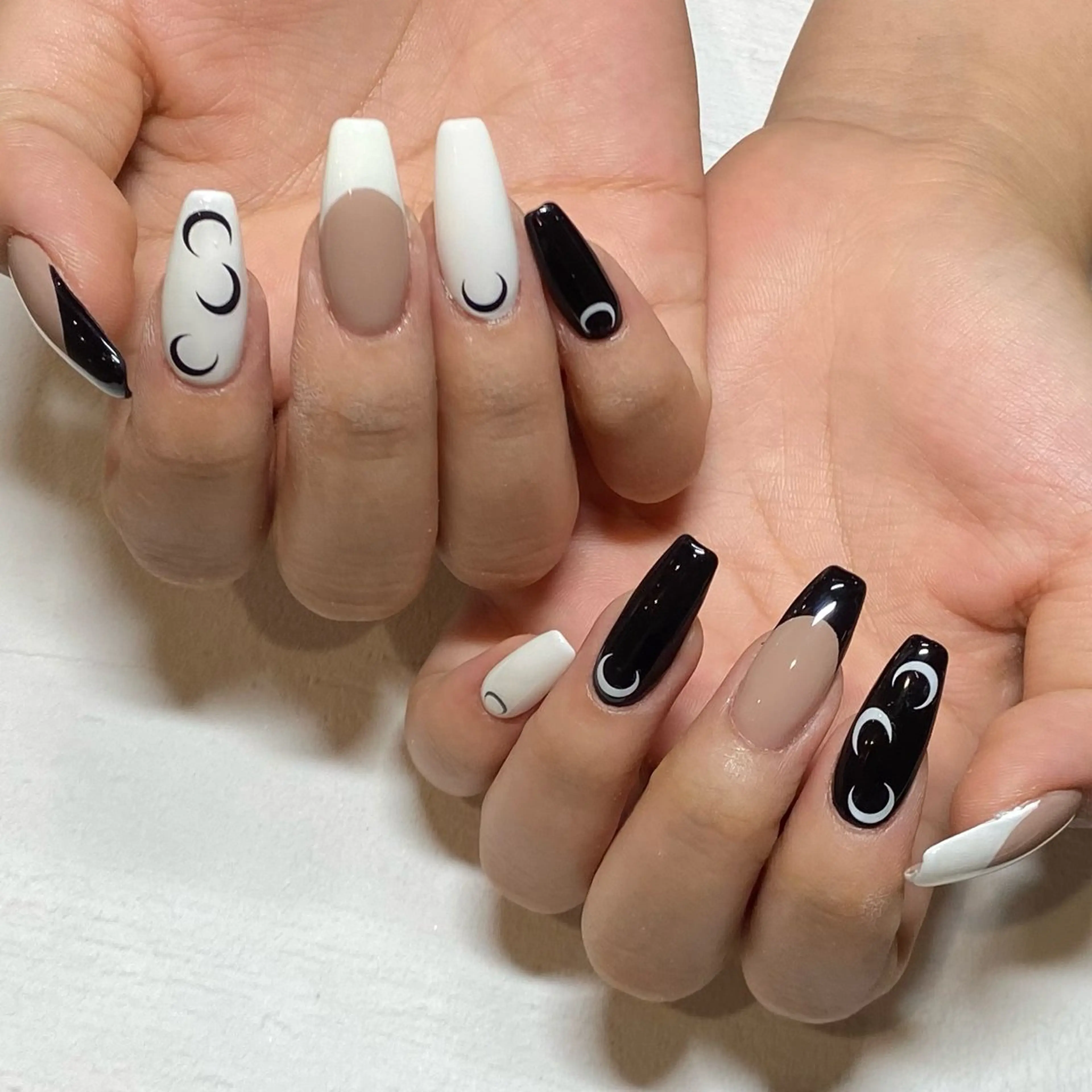 ネイル SUN NAIL reikaのネイルデザイン