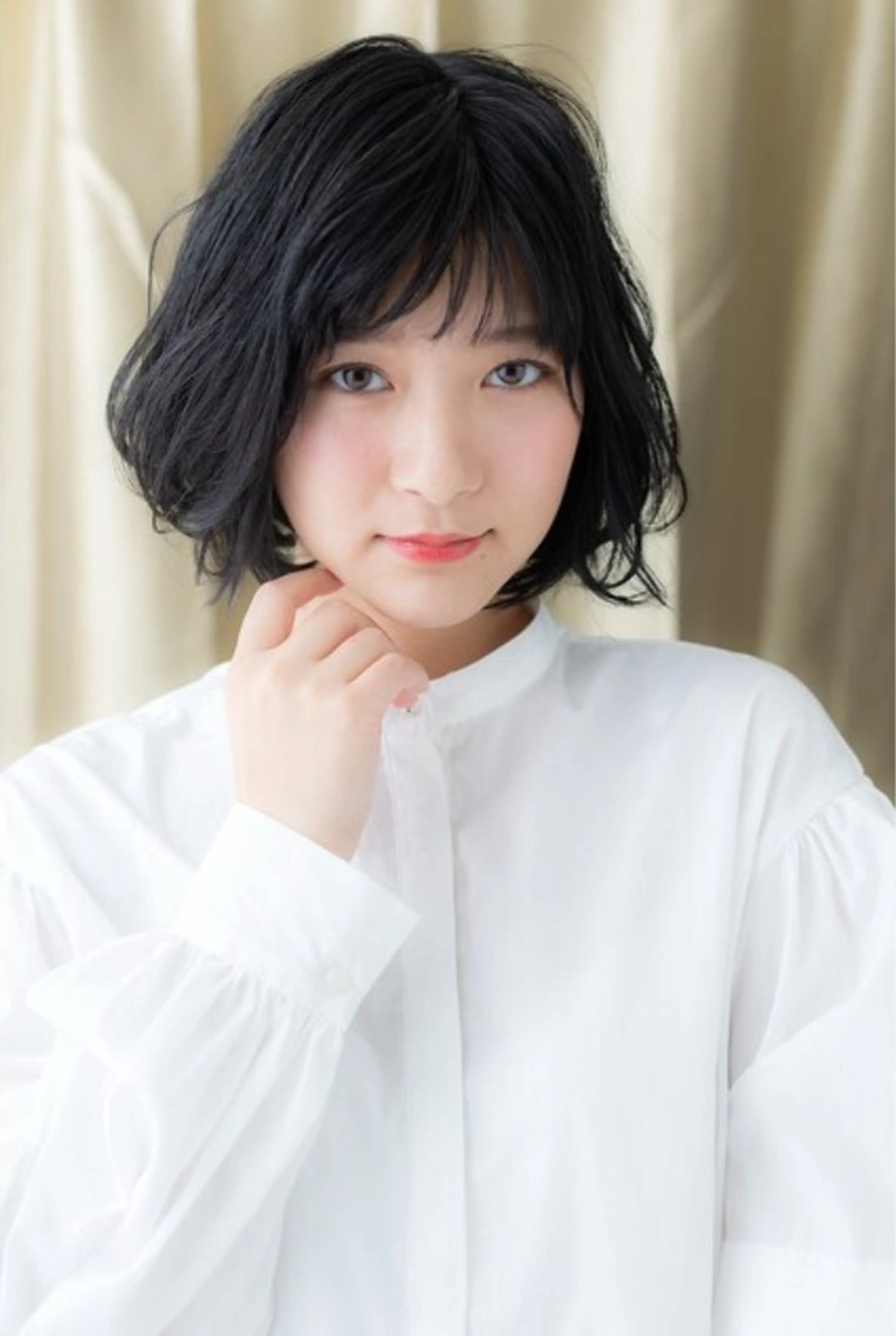 ミディアム くびれ&切りっぱボブ 得意👍佐藤歩のヘアスタイル