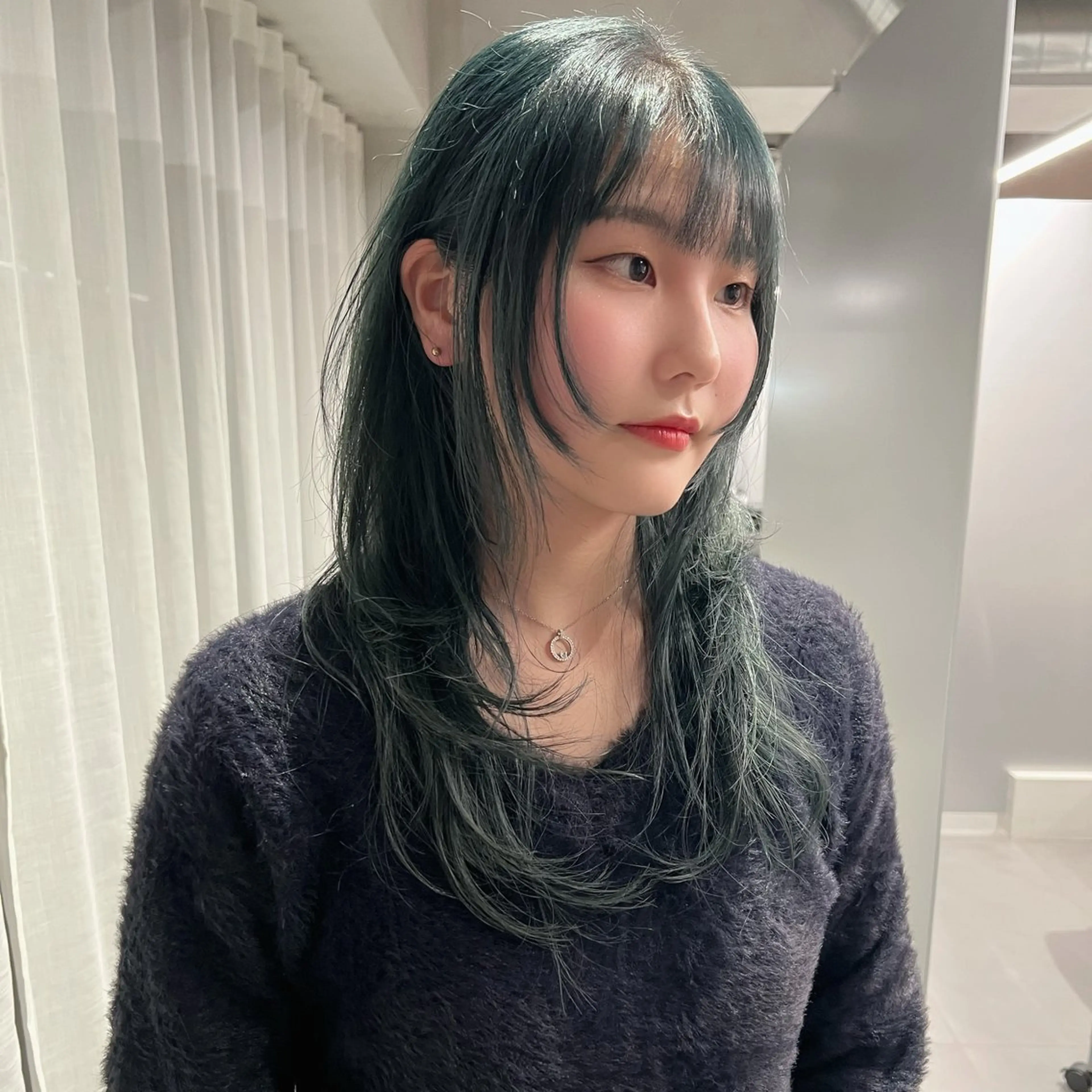 ロング 🐺立川のウルフ屋 さん🐺おかみ🐺のヘアスタイル