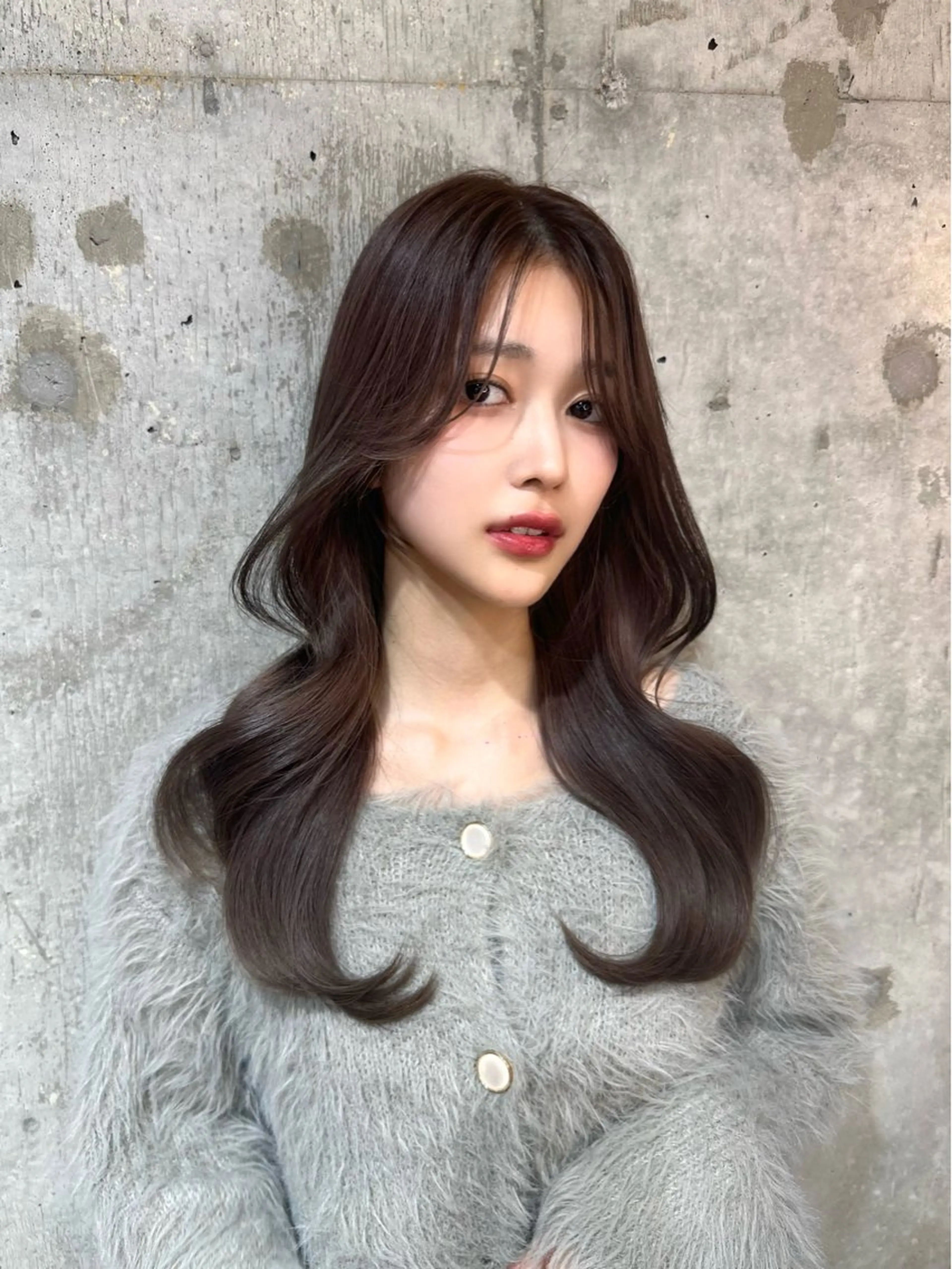 セミロング カラー ベージュカラー 黒髪 ブルーカラー ブルーブラック ブラウンカラー カット ヘアカラー トリートメント ヘアセット 韓国レイヤー/透明感 カラー/髪質改善角所のヘアスタイル