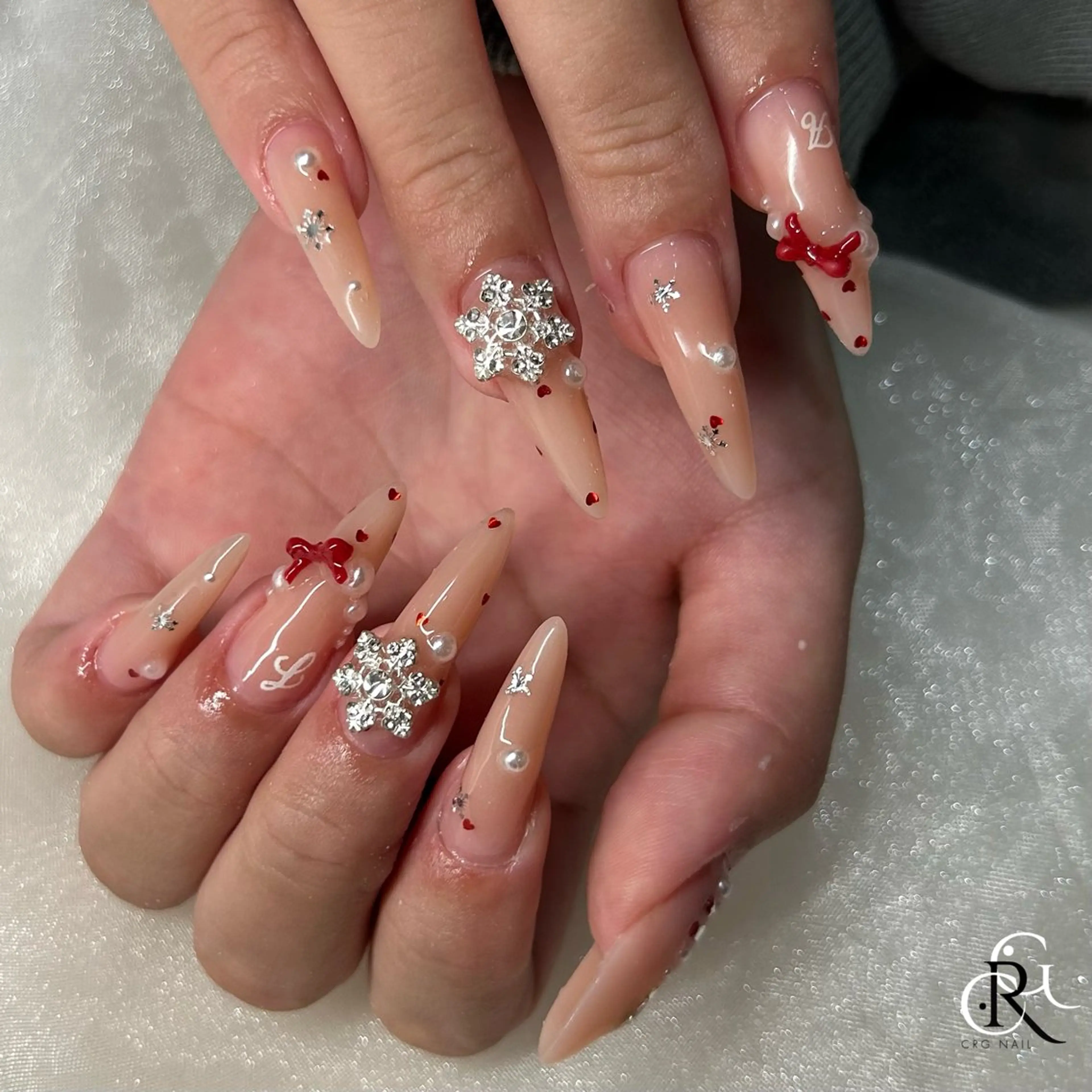 ロング クリスマス ハンドネイル CRGNAIL RENAのネイルデザイン