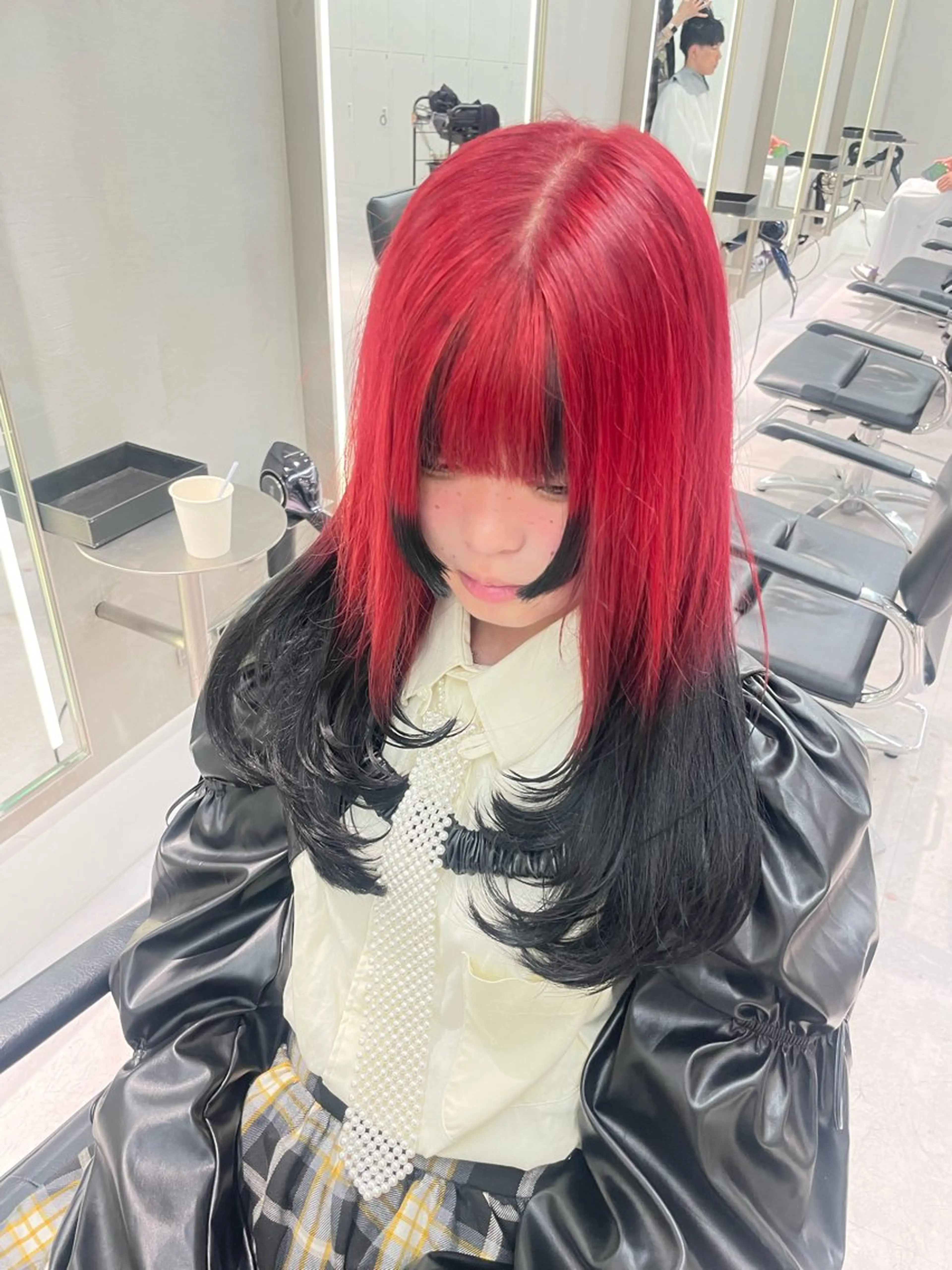 ミディアム カラー カット ヘアカラー トリートメント 湯田 竜也のヘアスタイル