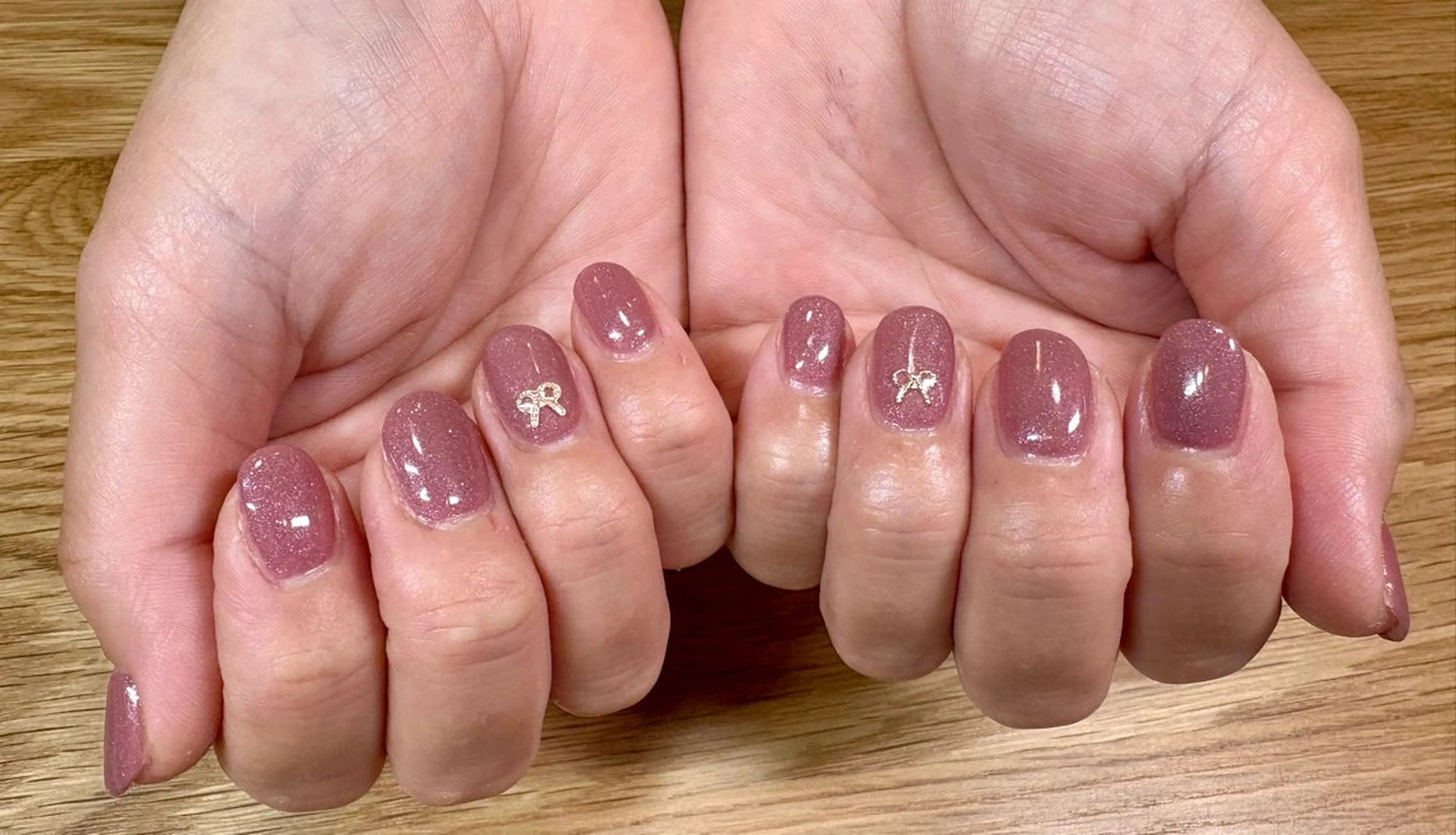 ネイル リボン nail salon soi(ソア)のネイルデザイン