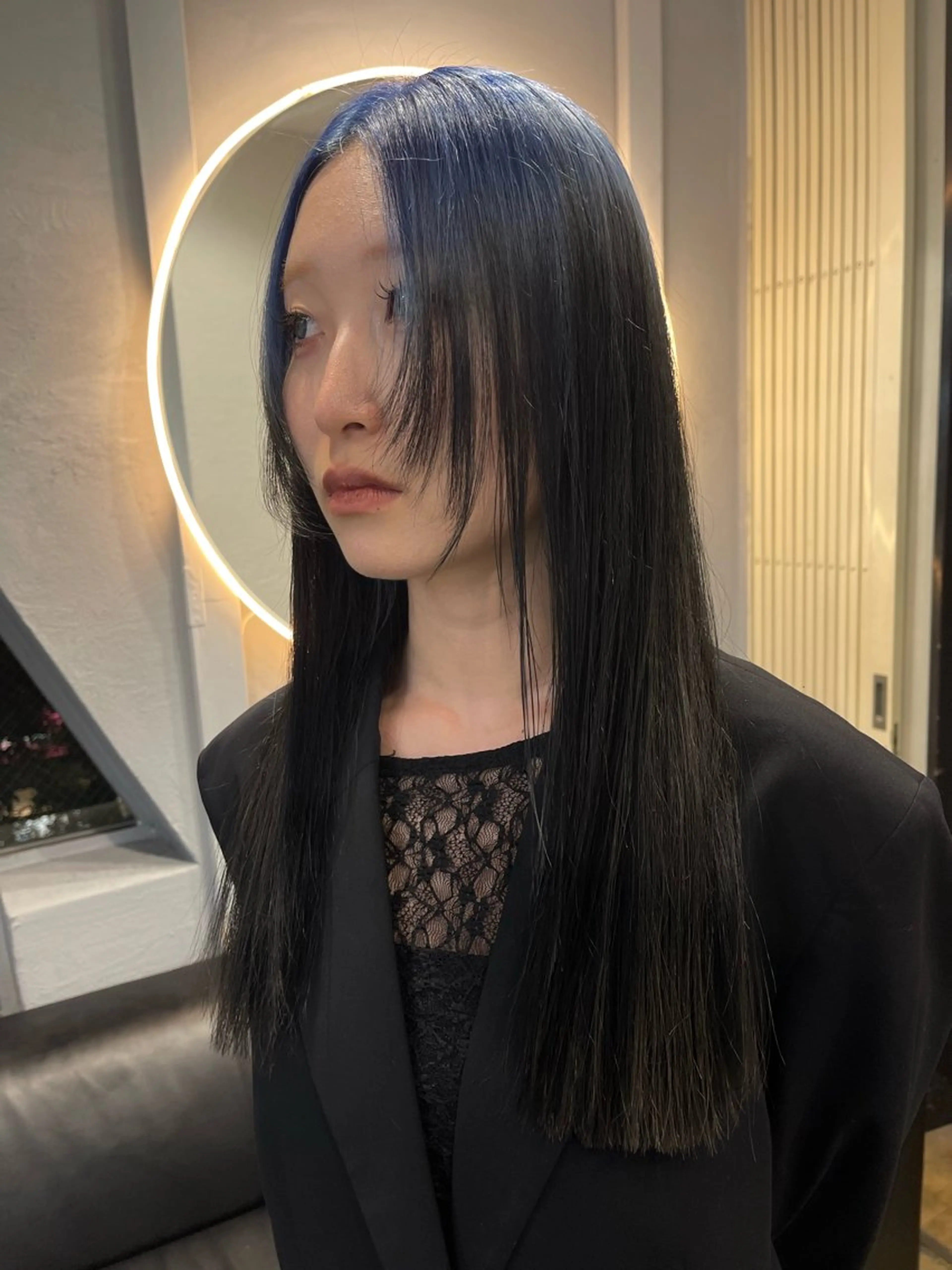 ロング カラー ブリーチ ケアブリーチ デザインカラー ダブルカラー イヤリングカラー ヘアカラー トリートメント 宮崎　達也 ブリーチ／レイヤーのヘアスタイル