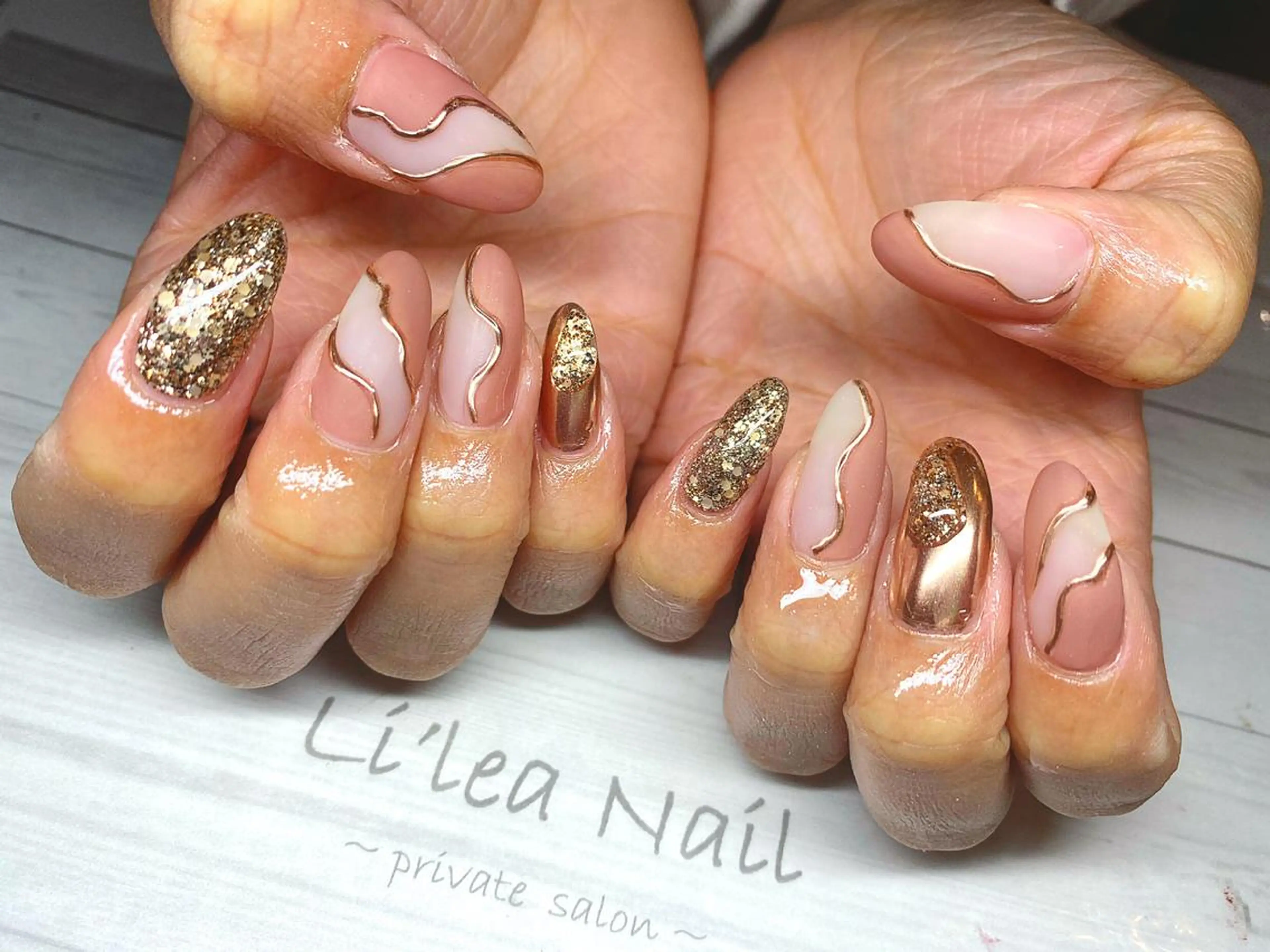 ネイル Li'leaNail AINAのネイルデザイン