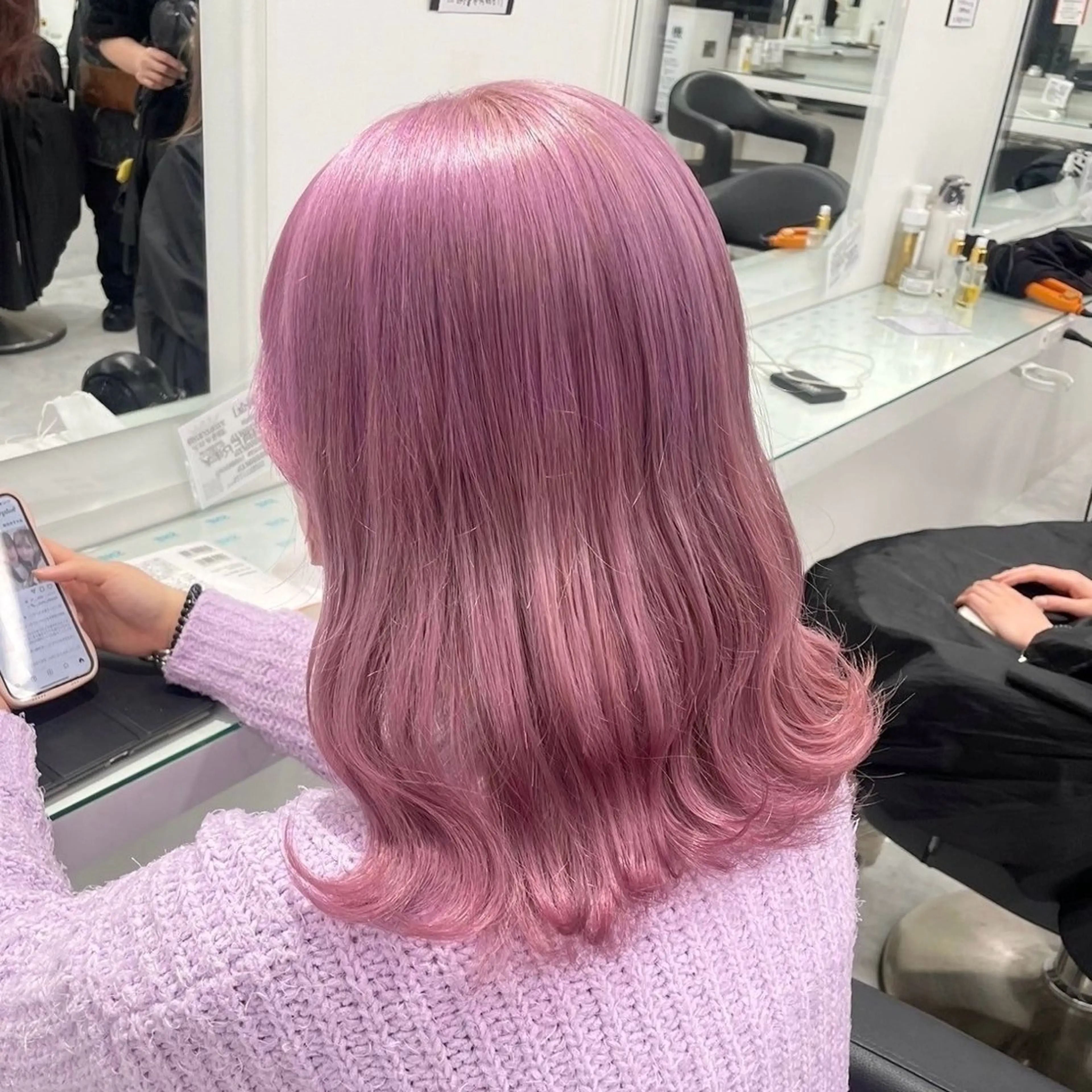 ミディアム カラー ヘアカラー ヘッドスパ ヘアセット モテガーリー🎀ピン クヘア/SHIONEのヘアスタイル