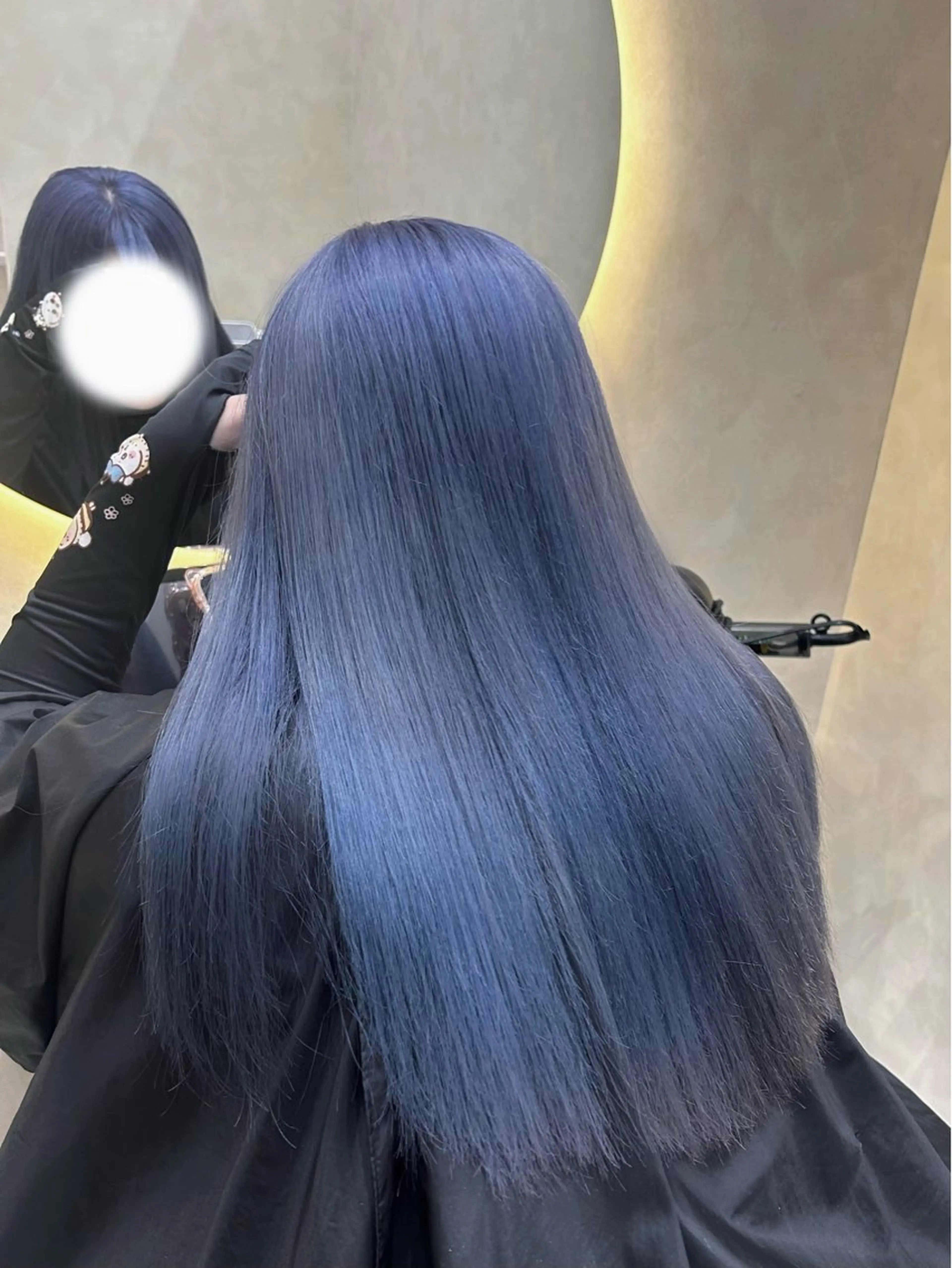 ロング カラー ブリーチ ブルーカラー ブルーラベンダー 透明感カラー ラベンダーカラー ヘアカラー zina ୨୧˖* moeのヘアスタイル